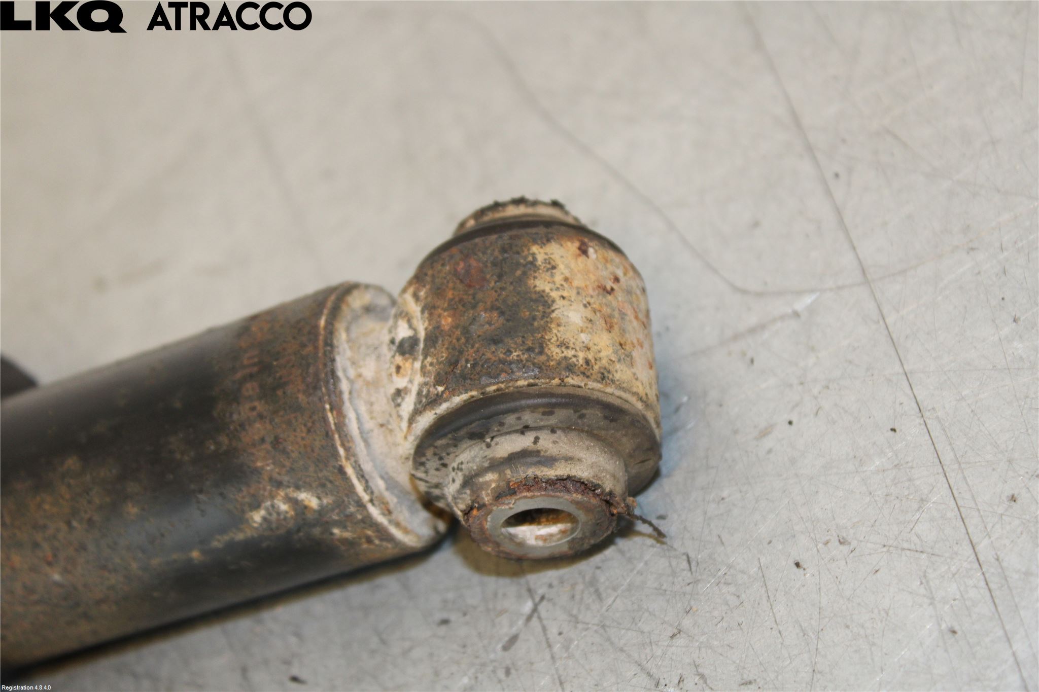 Mercedes-Benz MB E-KLASS (W212) 09-16 Støtdemper Bak