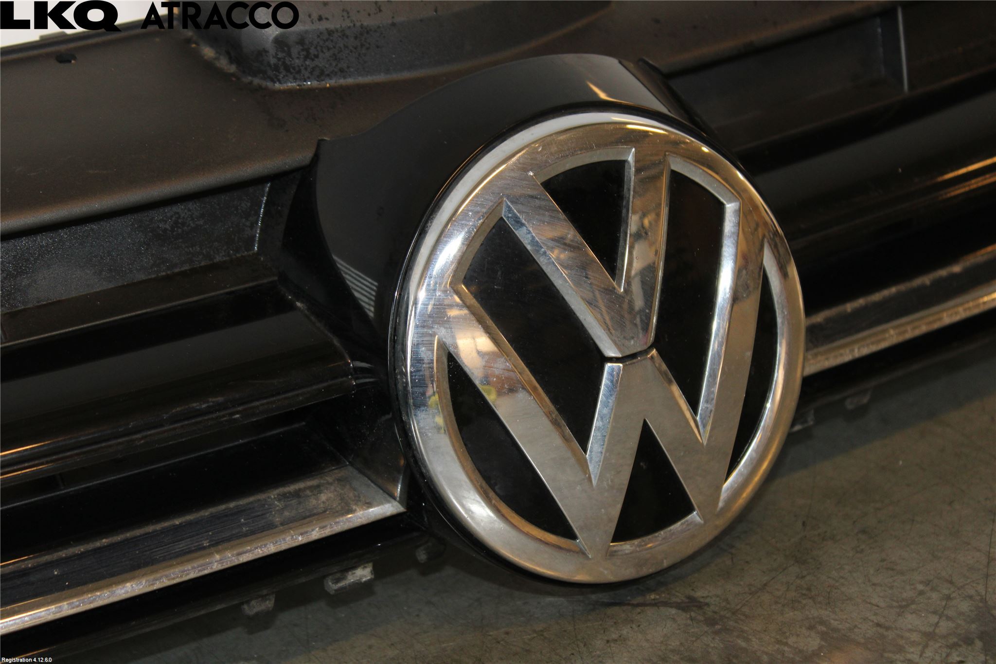 Volkswagen VW GOLF / E-GOLF VII 13-20 Grill Komplett