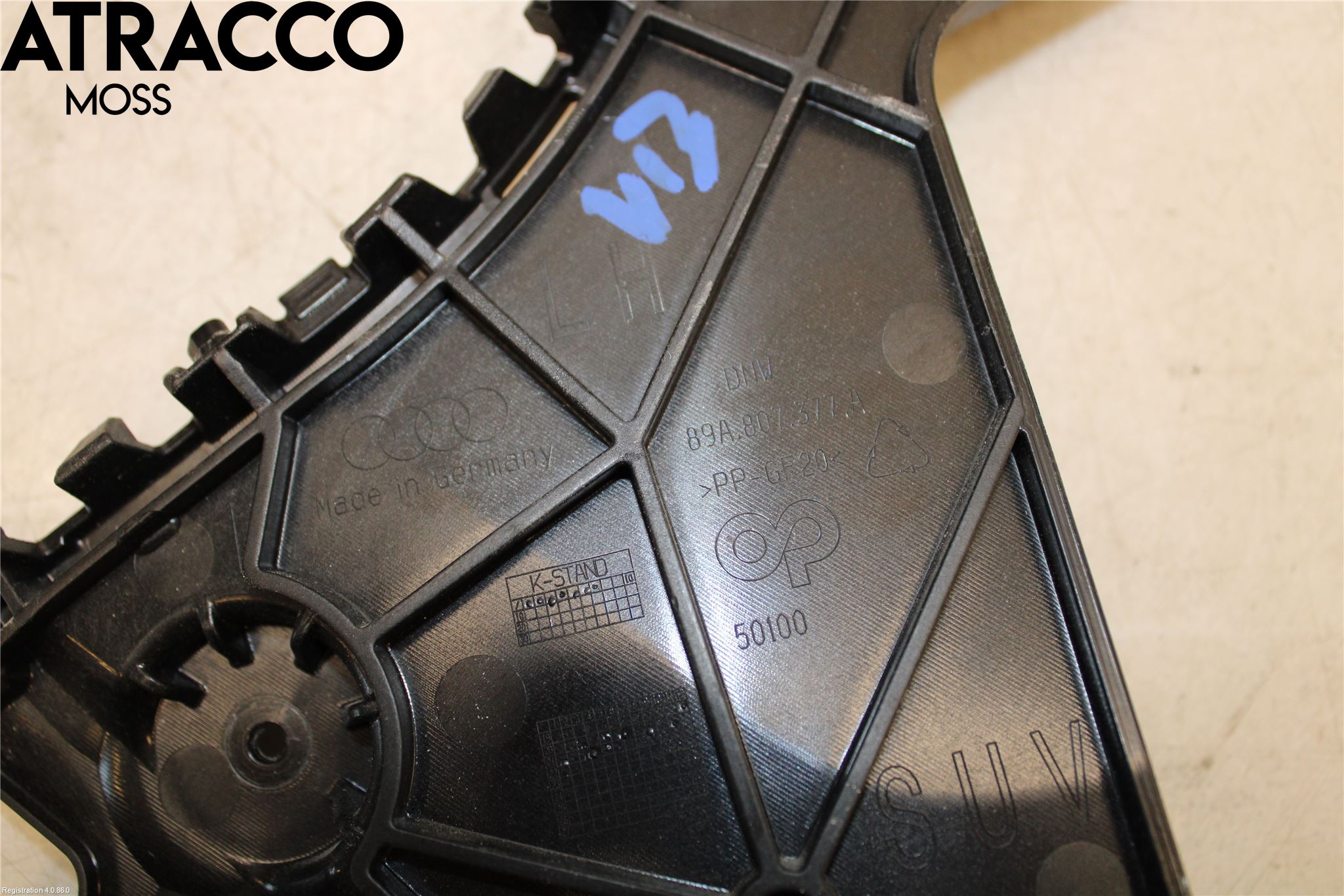 Audi Q4 E-TRON FZ 22- Støtfanger Bak Hjørne Venstre