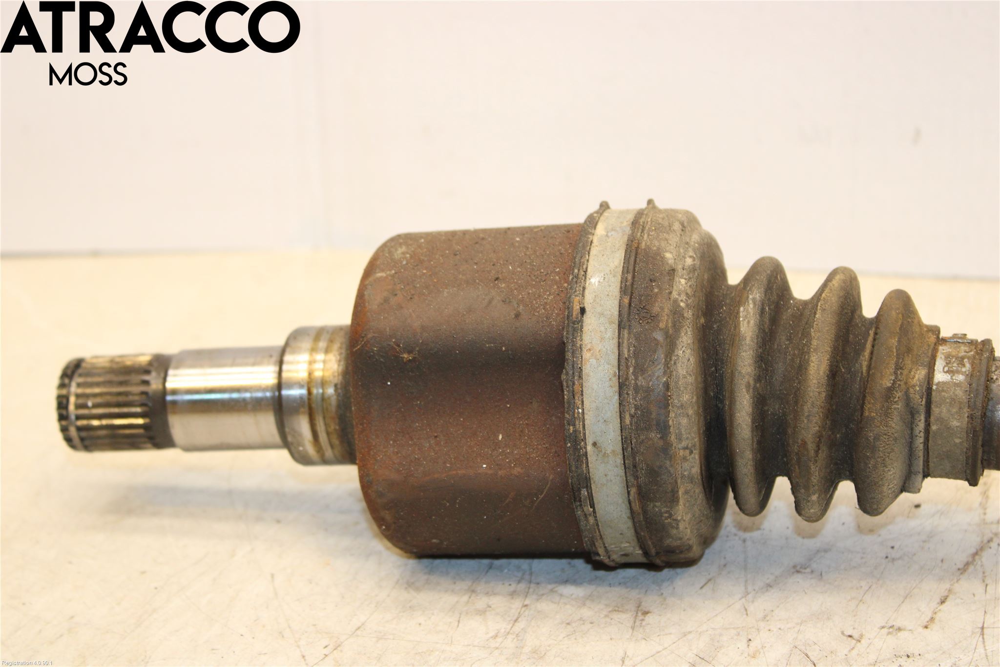 Volvo V70 08-13 Drivaksel Foran Kompl Venstre