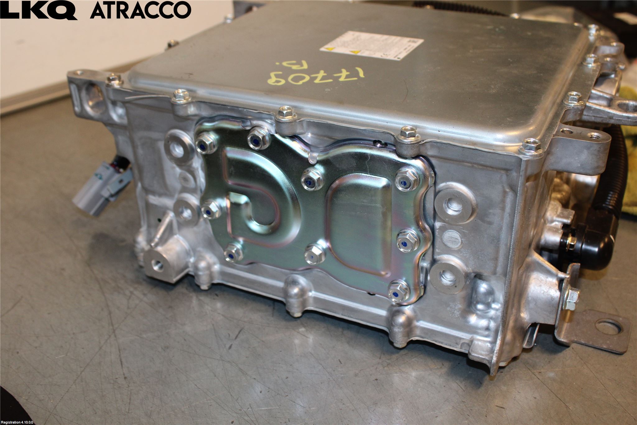 Mitsubishi OUTLANDER 13-21 Batterilader Hybrid