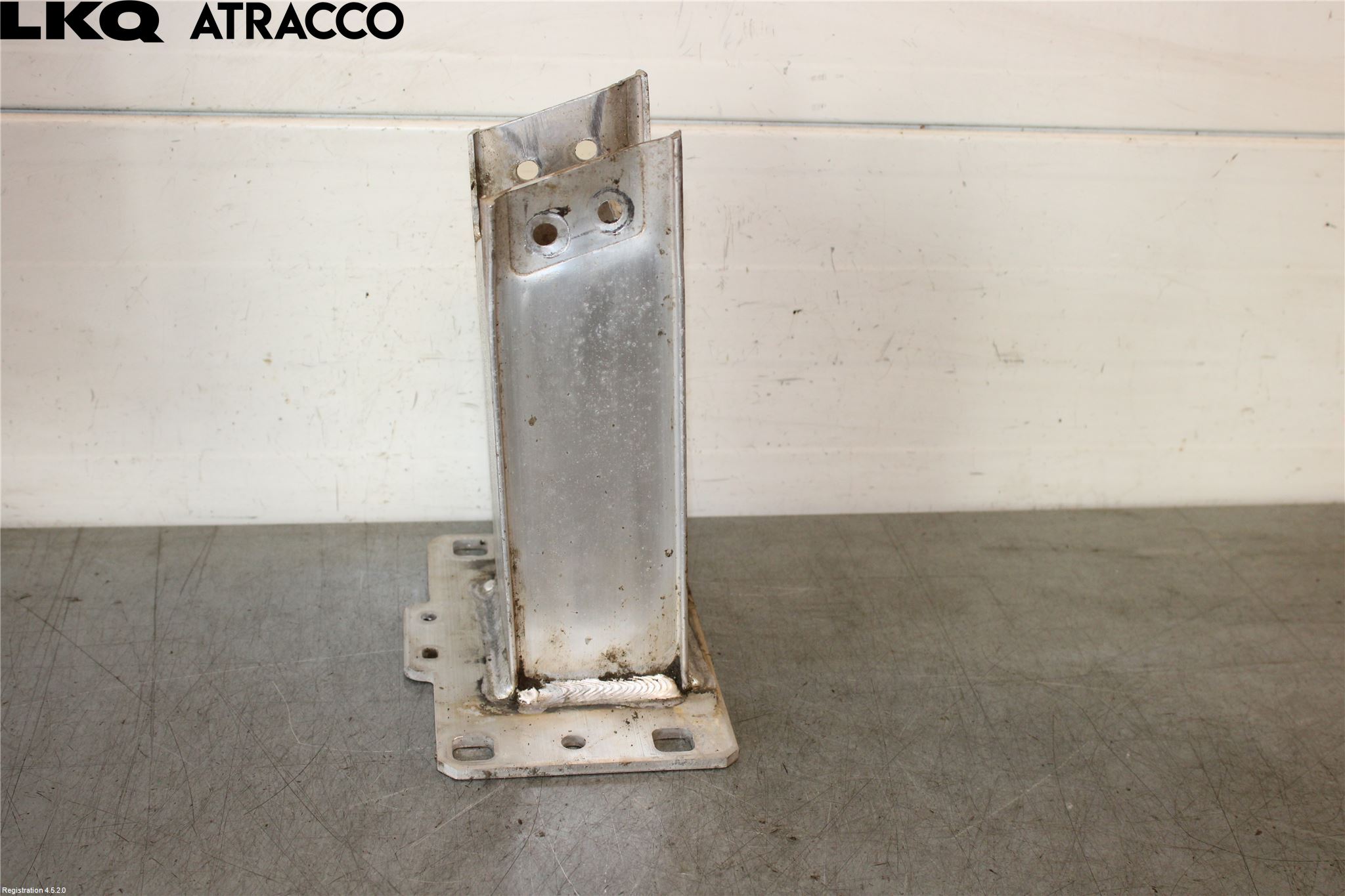 Audi Q5/SQ5 17- Støtfanger Bak Feste