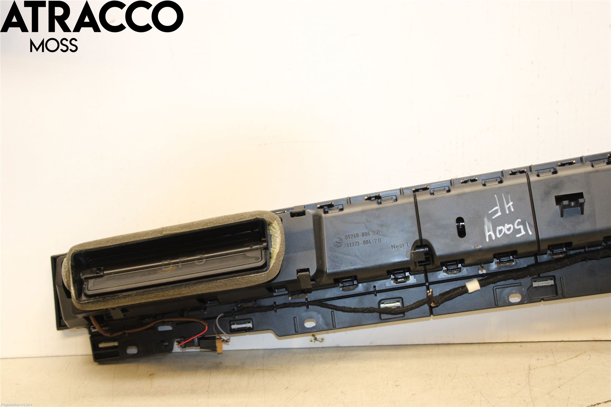 Volkswagen VW PASSAT 20-24 Innr Dekor Instrbord