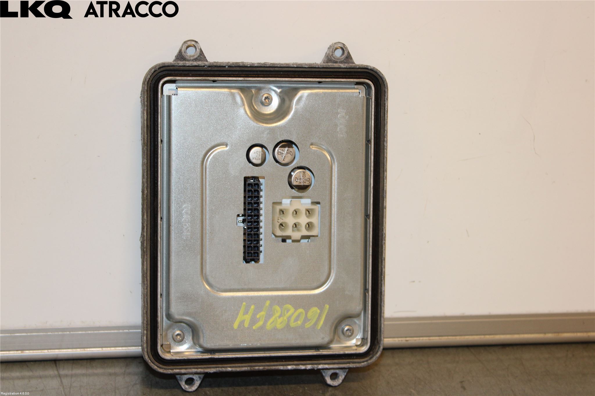 Tesla MODEL X 16- Styreenhet Xenon