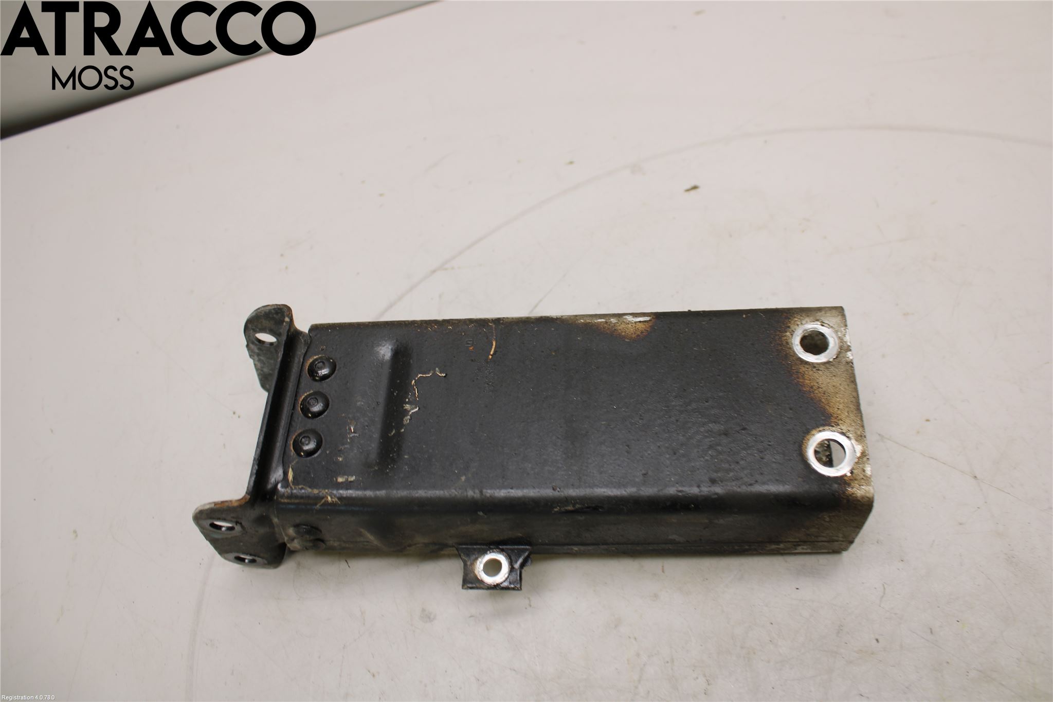 Mercedes-Benz MB E-KLASS (W211) 02-09 Støtfanger Foran Feste