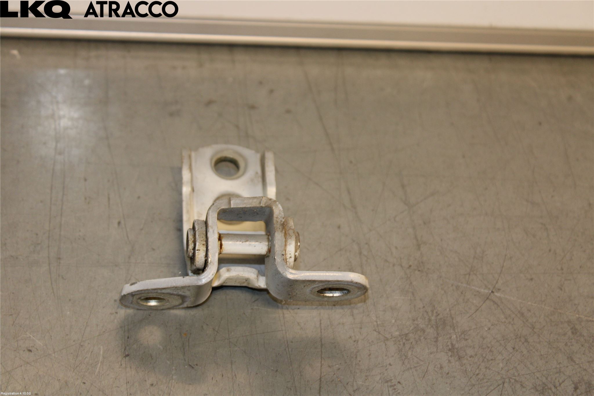 Toyota PRIUS (ZVW50) 16-21 Dørhengsel