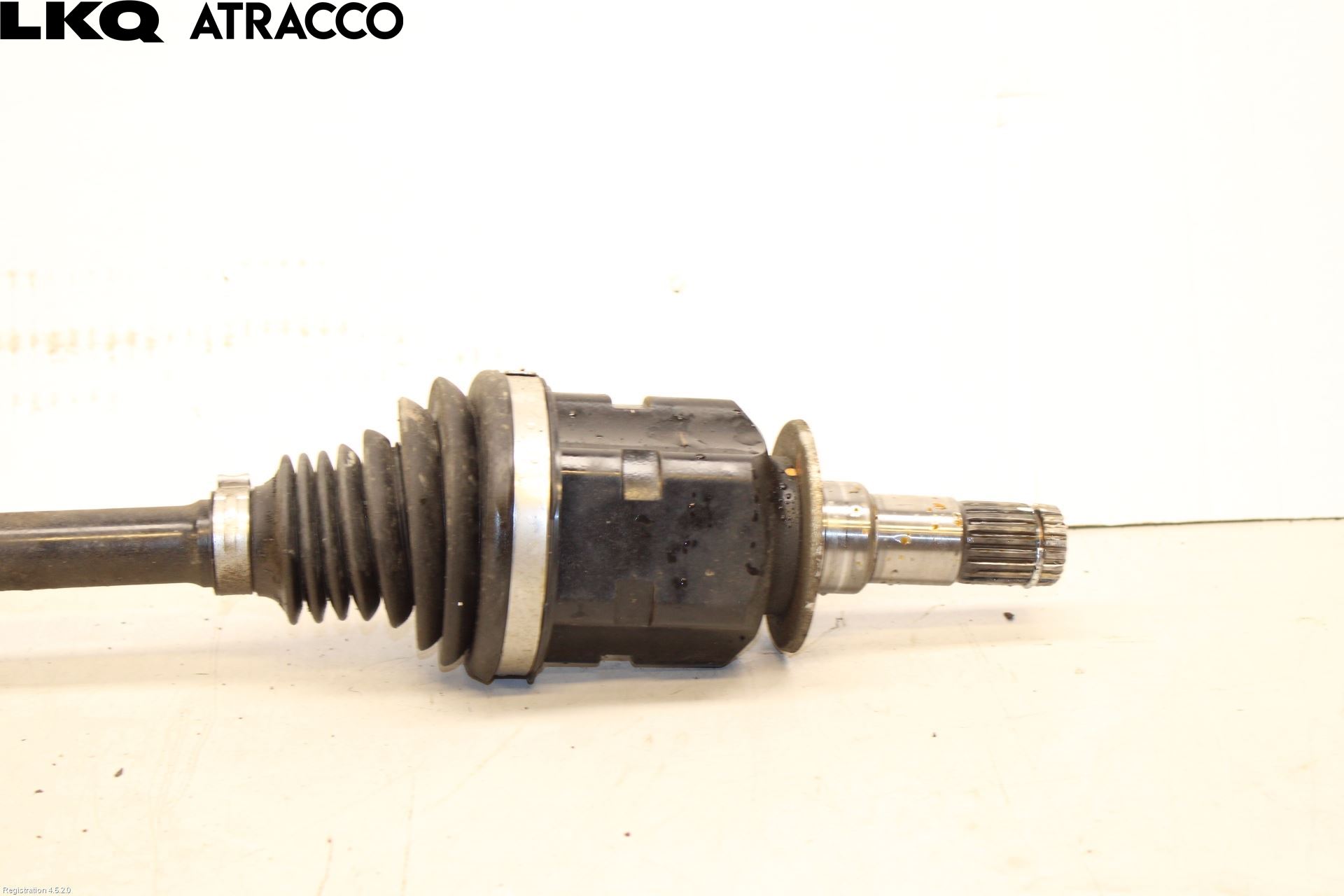 Toyota YARIS CROSS XP21 21- Drivaksel Foran Kompl Venstre