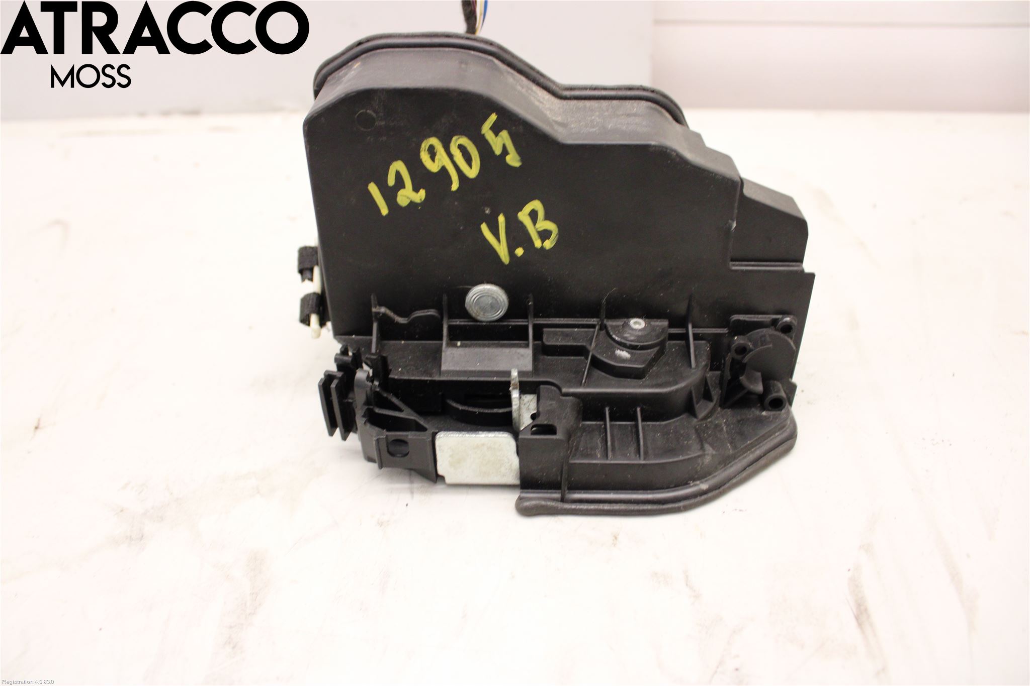 BMW 3 F30/F31/F80 12-19 Dørlås - Låsekasse