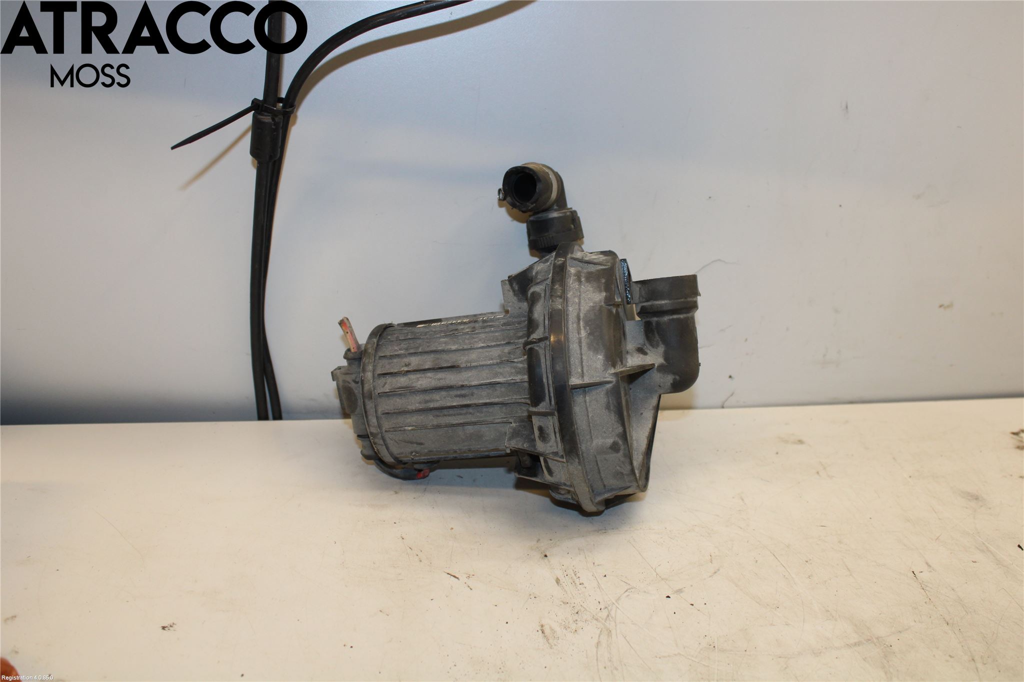 Audi A8/S8 4D 94-02 Luftpumpe - Eksosrensing