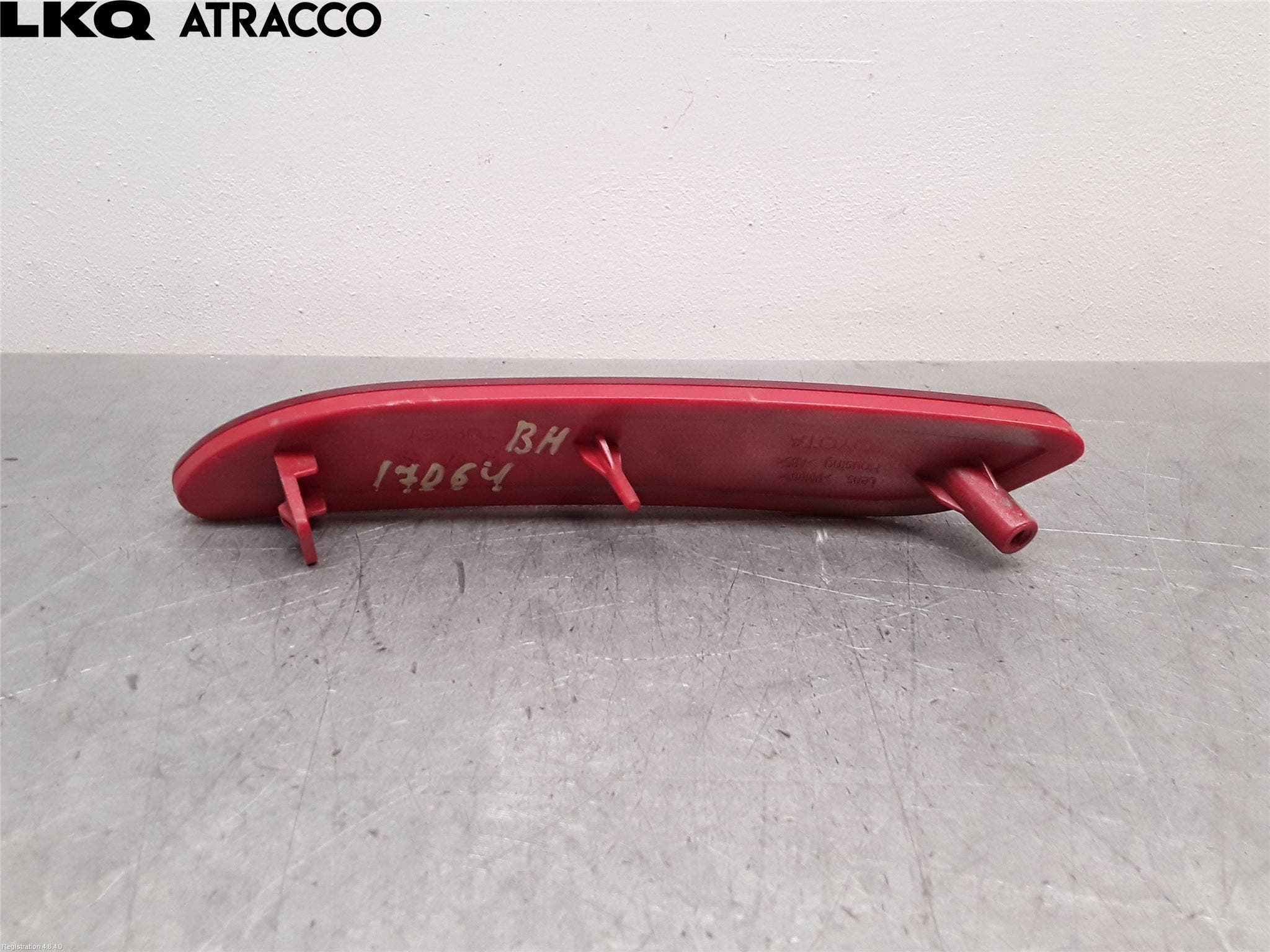 Toyota AURIS 13-19 Refleks Bak