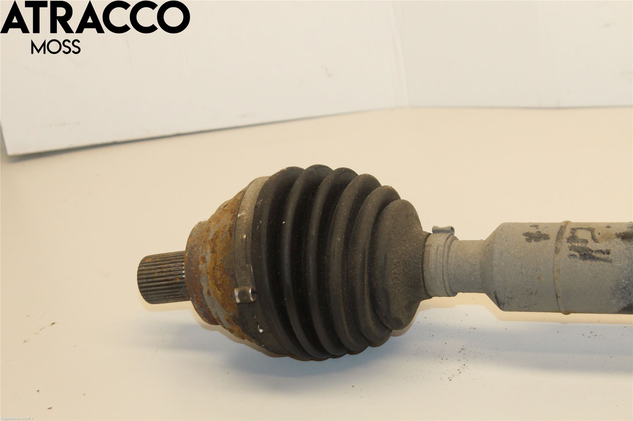 Audi A3/S3 05-13 Drivaksel Foran Kompl Høyre