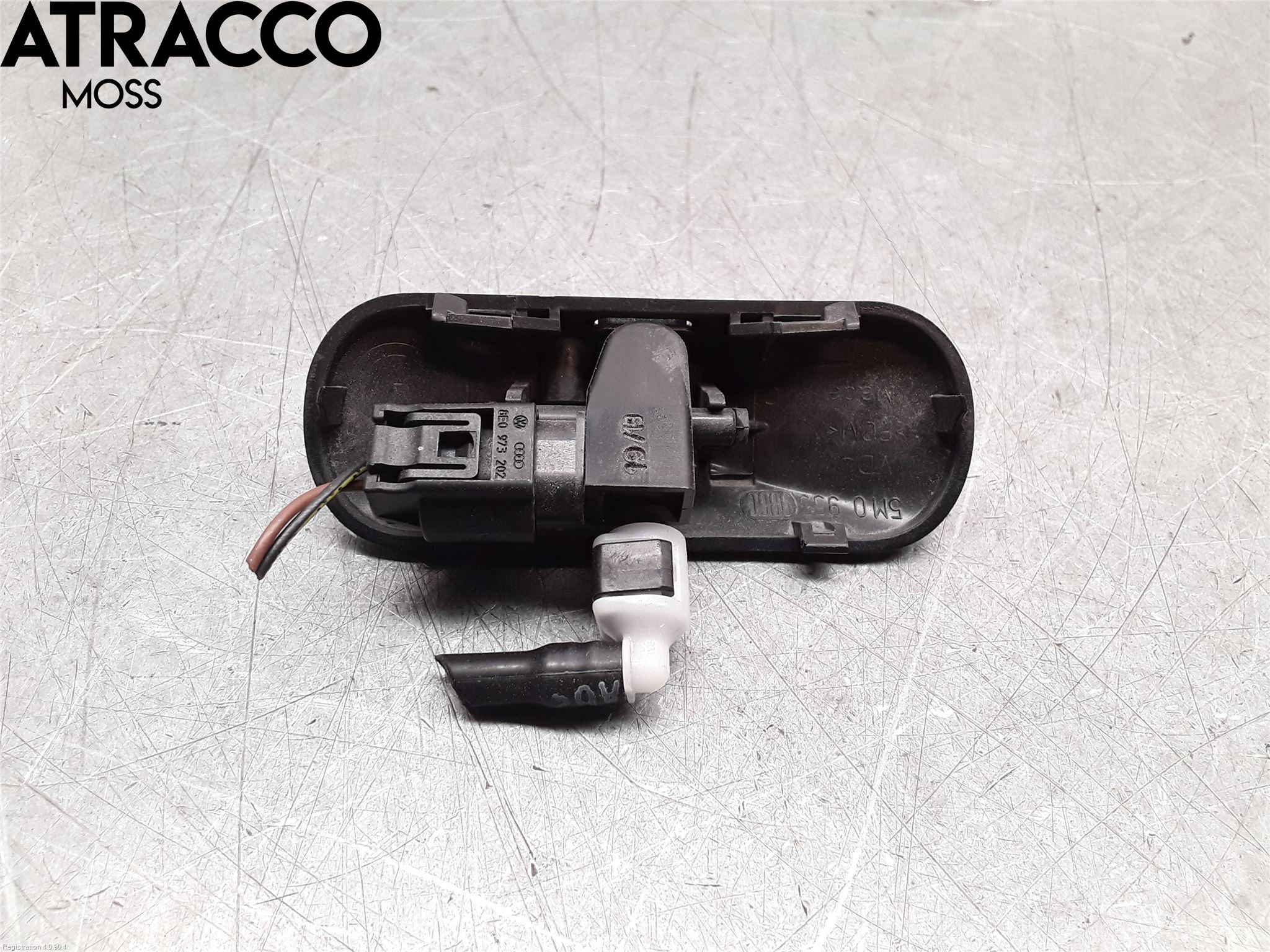 Volkswagen VW T-ROC 18- Spylerdyse Frontlykter