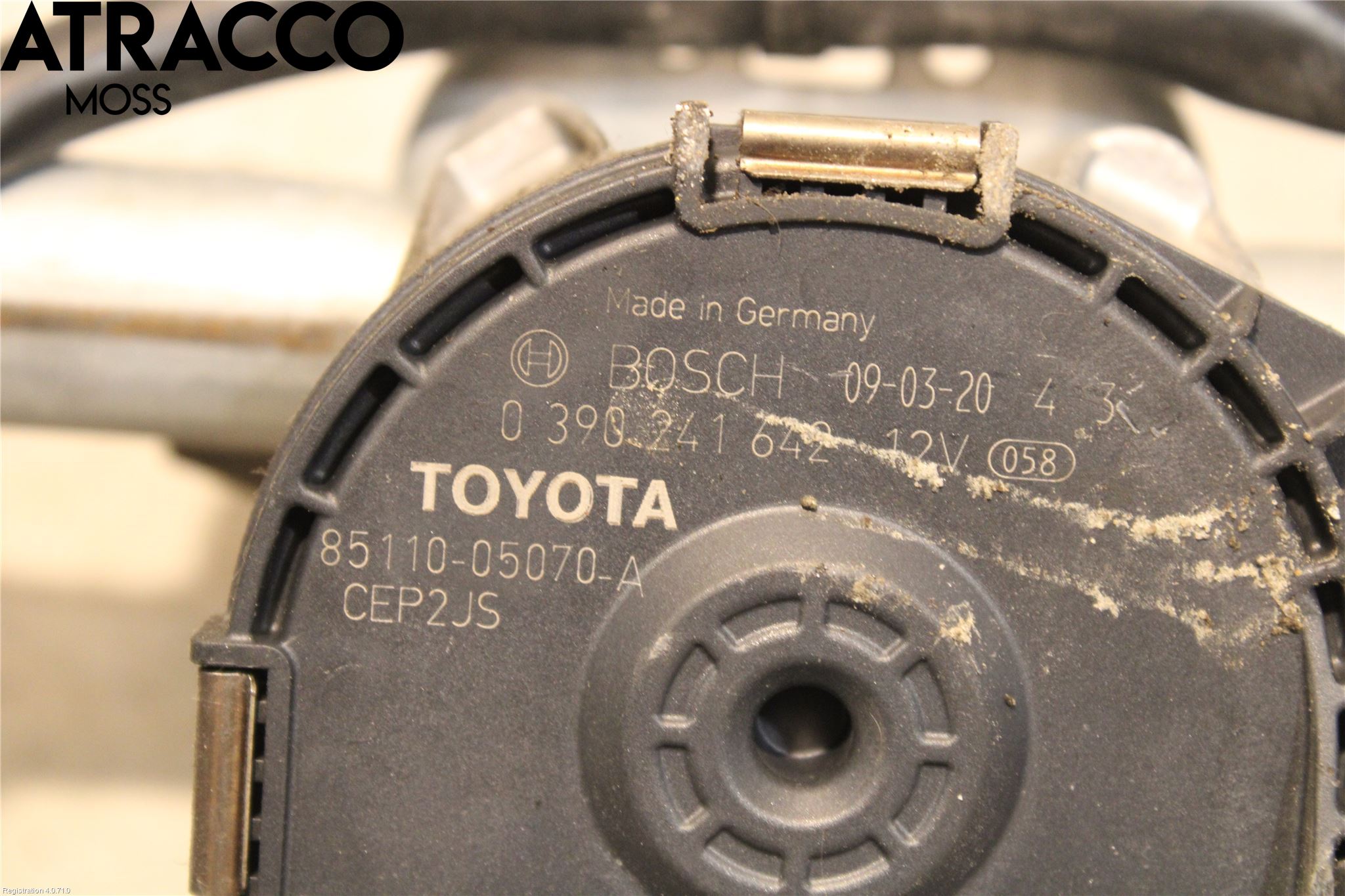 Toyota AVENSIS 09-15 Viskermotor Frontrute