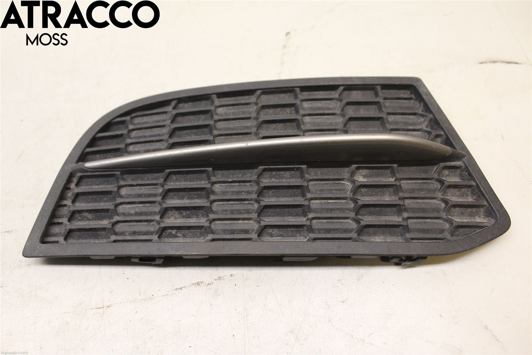 BMW 5 F10/F11/F18 09-17 Grilldel Høyre