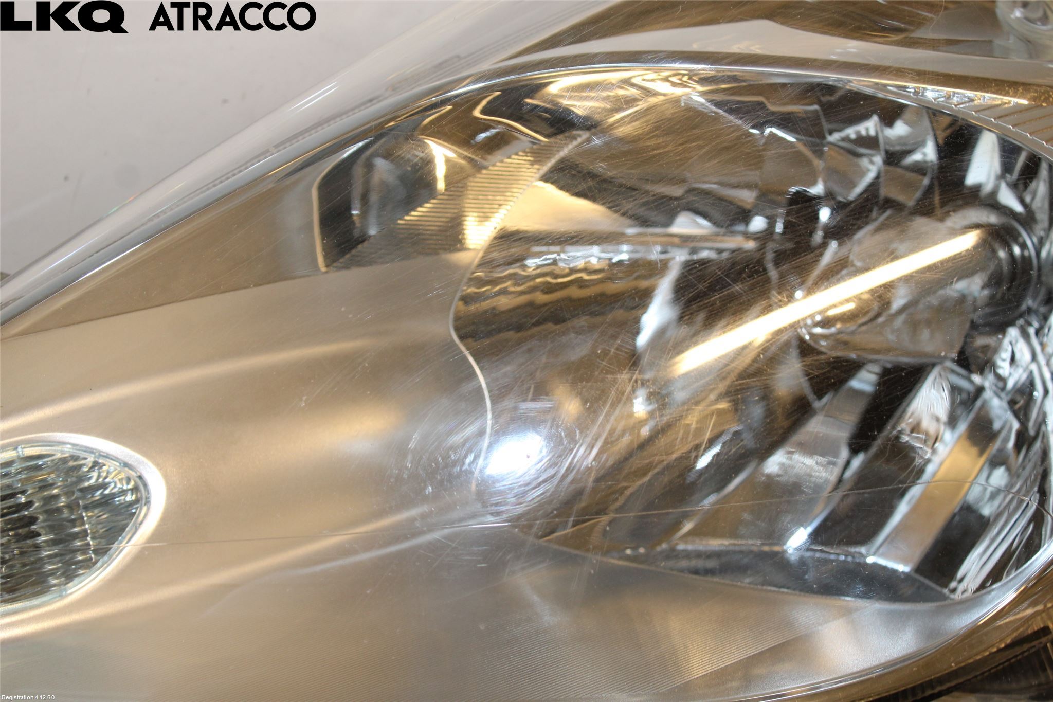 Nissan LEAF 11-17 Frontlykt Venstre