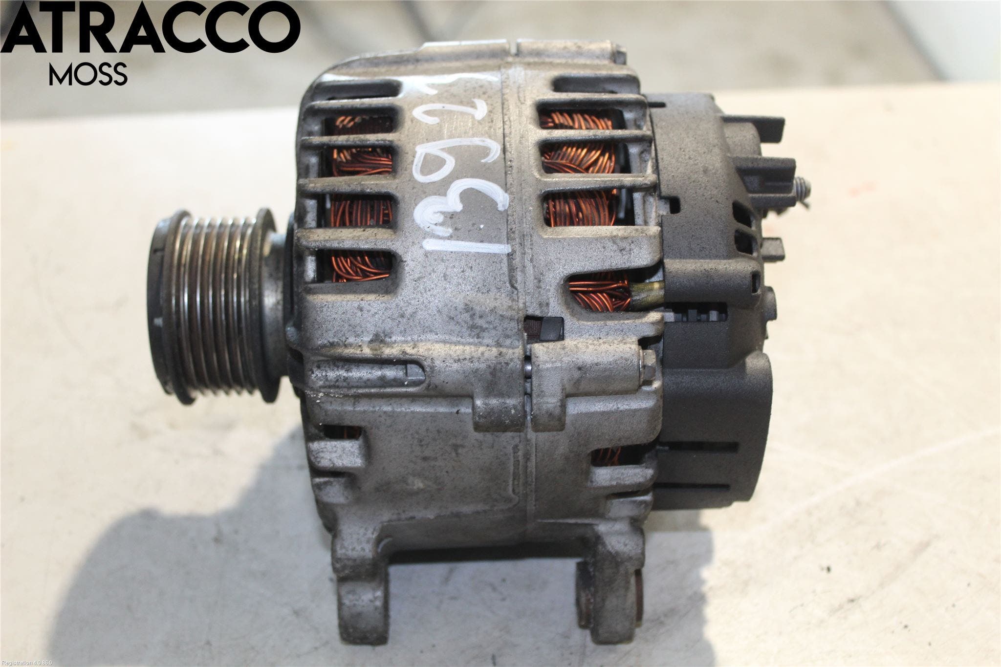 Volkswagen VW PASSAT 11-14 Dynamo