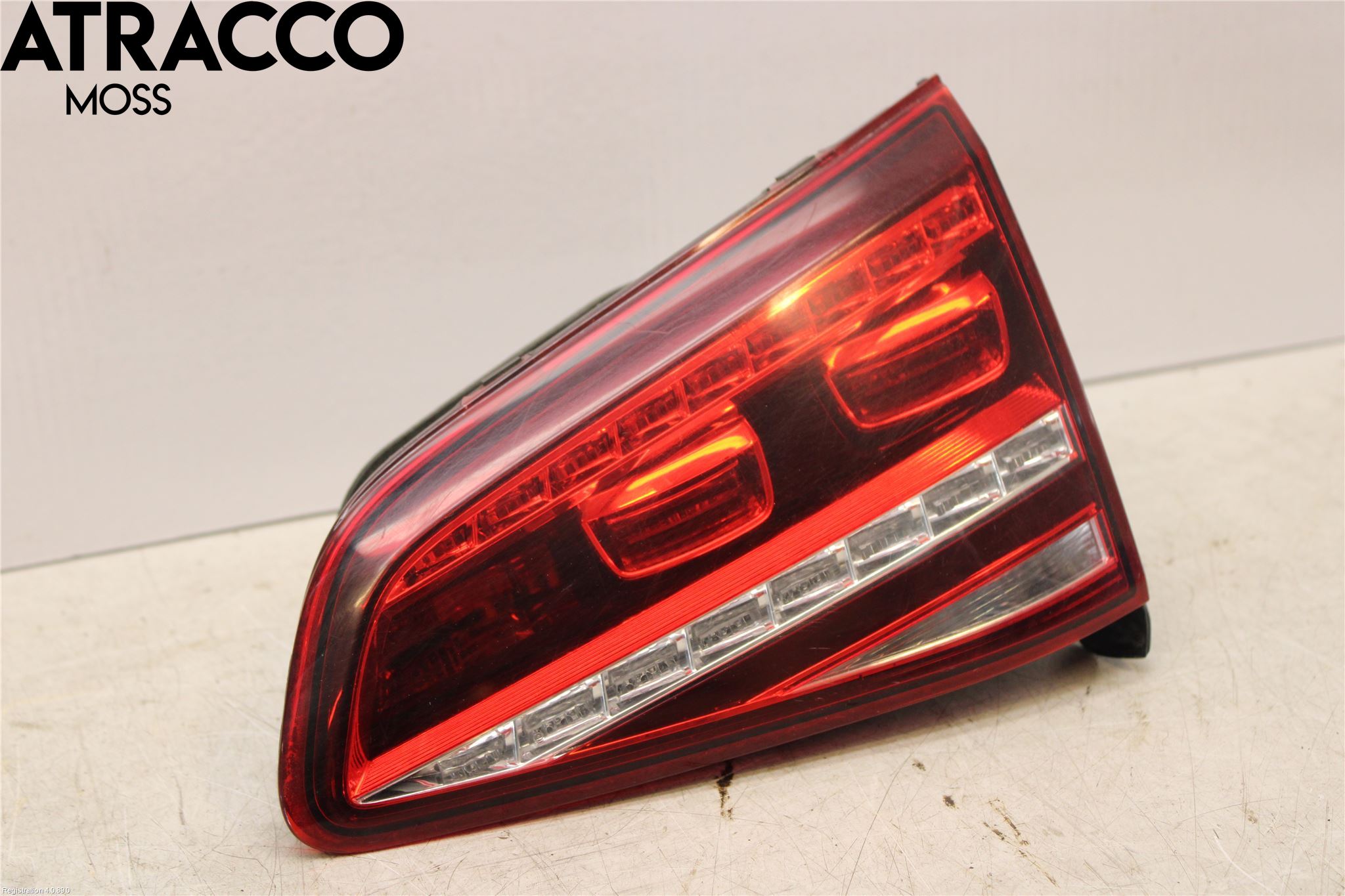 Volkswagen VW GOLF / E-GOLF VII 13-20 Baklykt Høyre  På Luke(Indre)