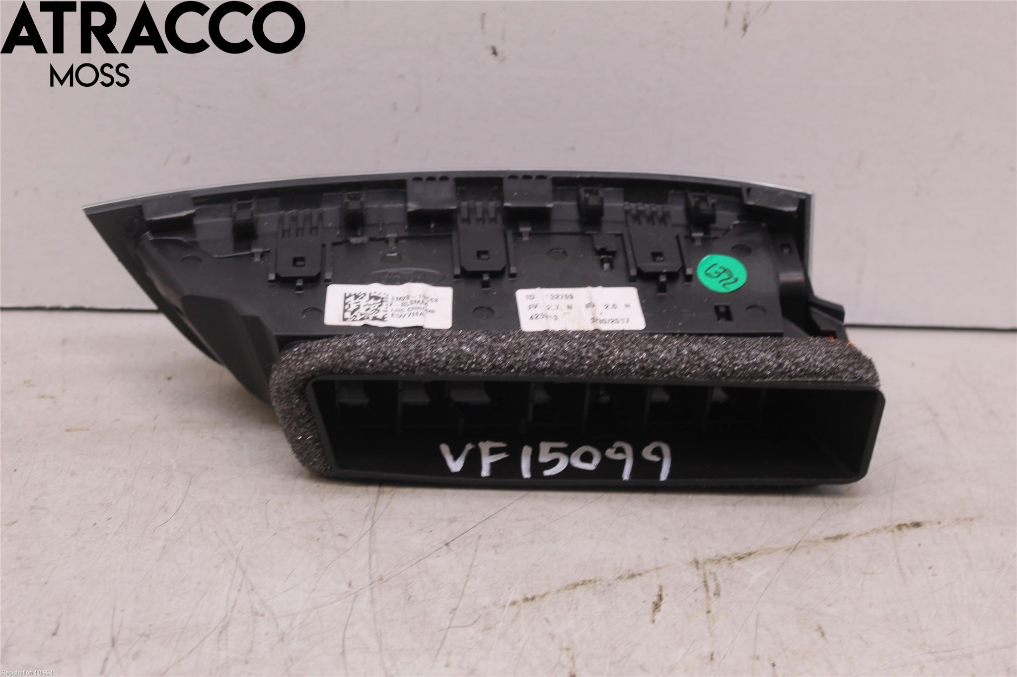 Ford S-MAX 15- Dashbord Kanal - Dyse