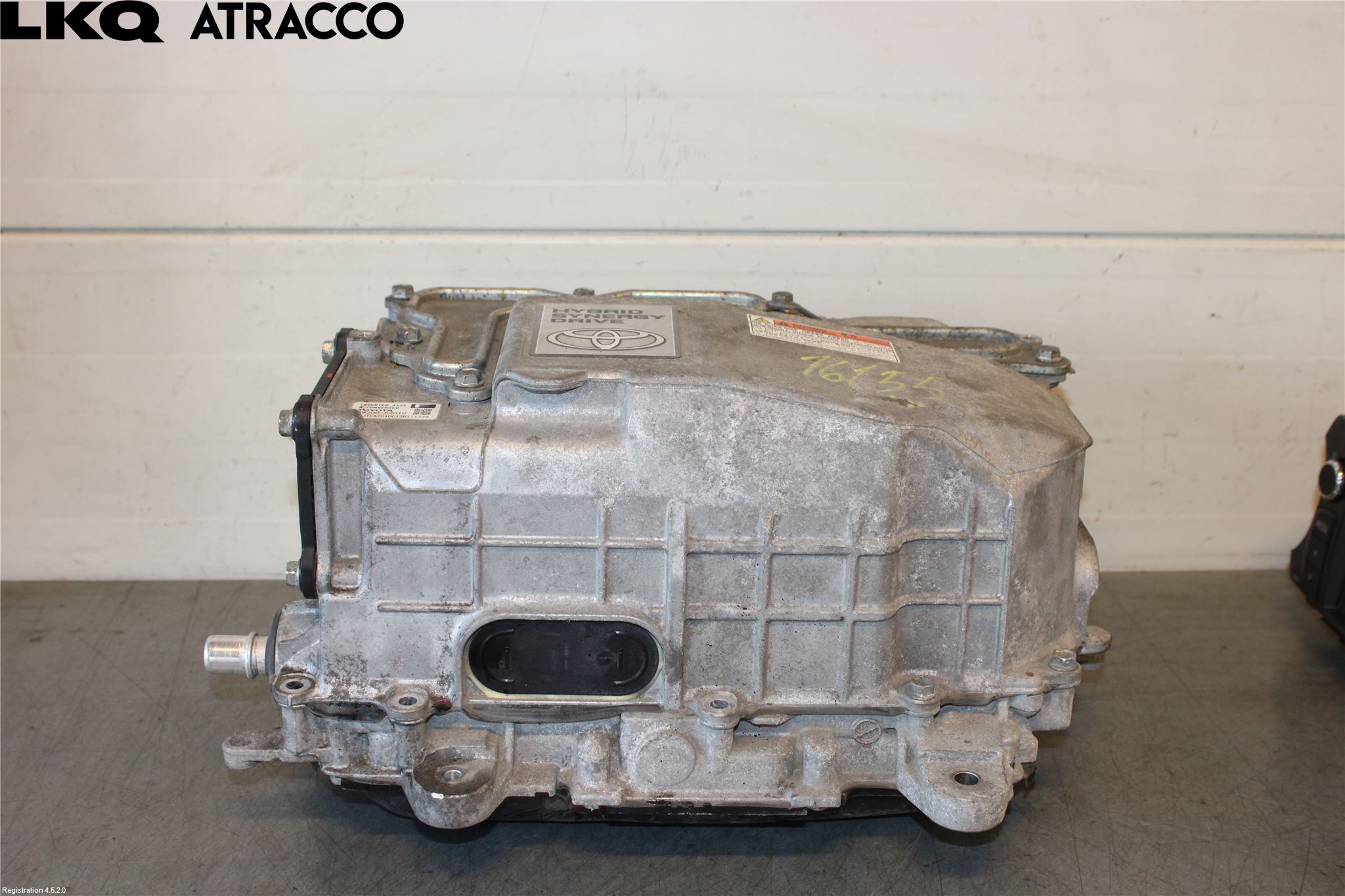 Toyota YARIS XP130 12-14 Hybridconverter