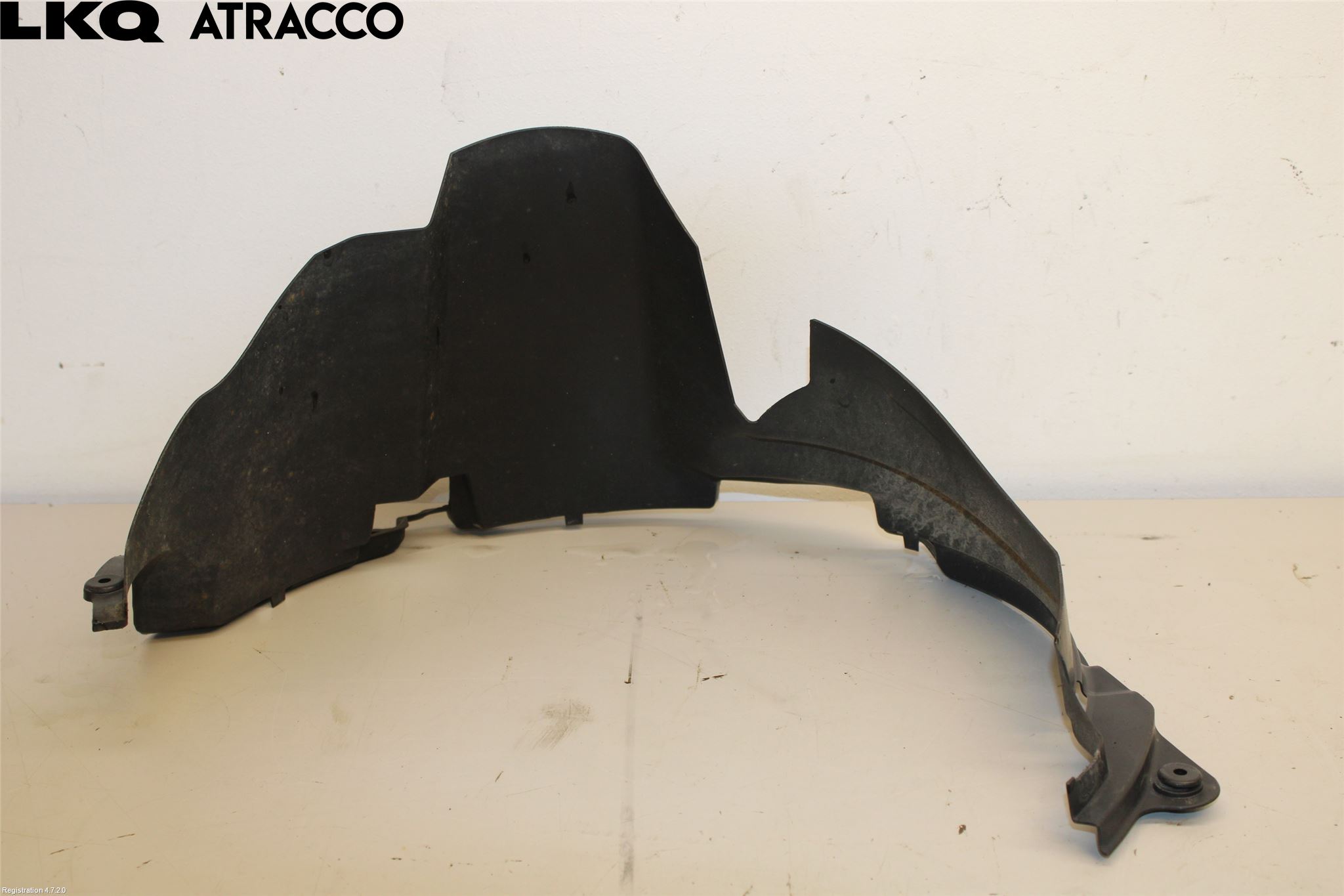 Porsche TAYCAN 20- Luftstyring Front