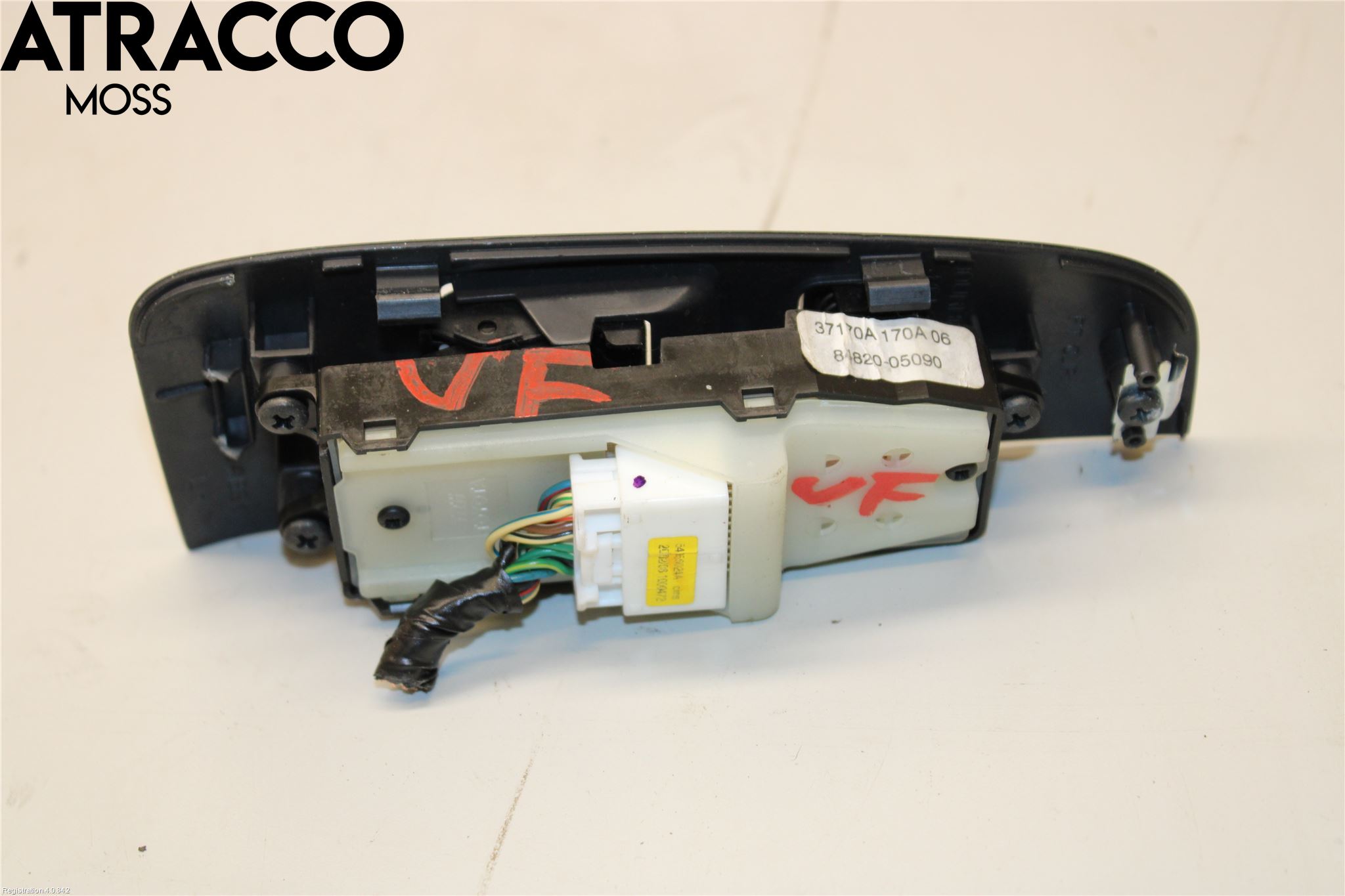 Toyota AVENSIS 03-06 Bryter Vindusheis