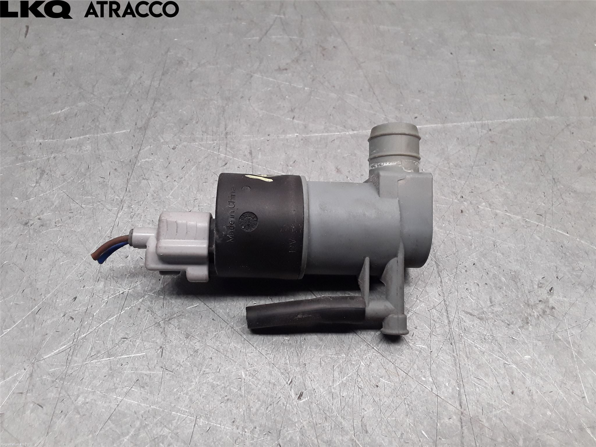 Toyota YARIS XP130 15-20 Spylerpumpe Frontrute