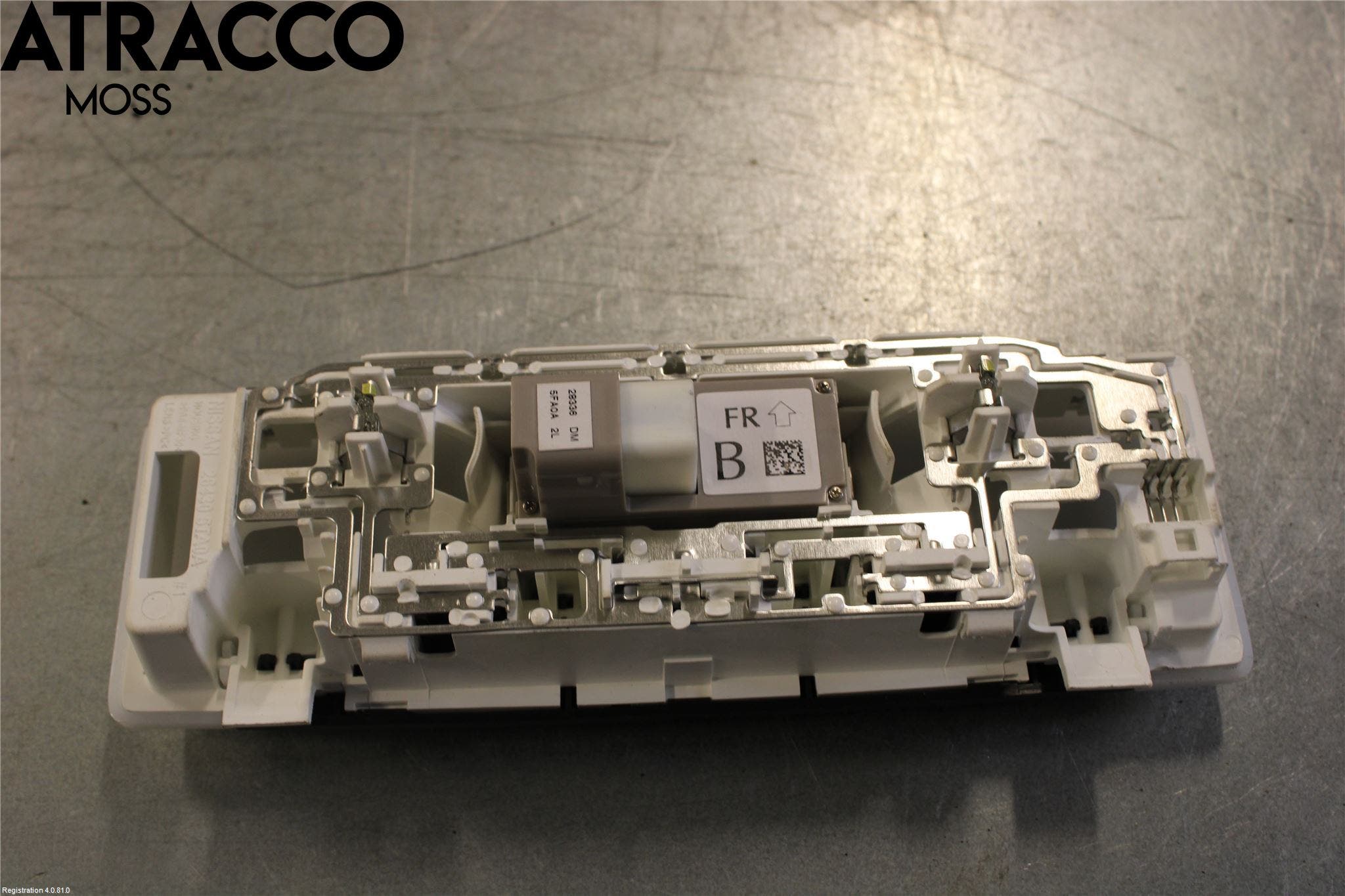 Nissan LEAF 18- Innr Taklys