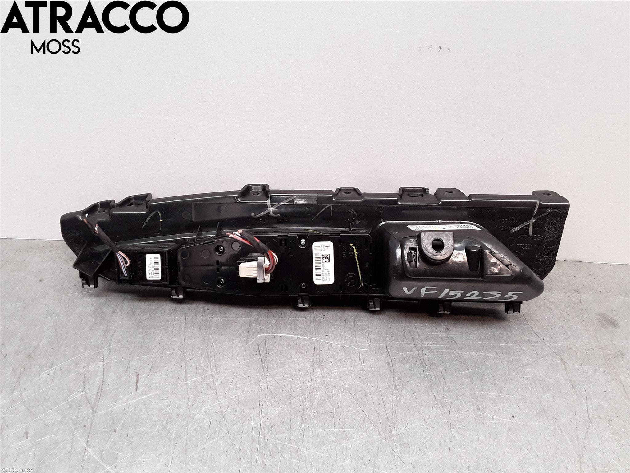 BMW X5 F15 13-18 Bryter Vindusheis