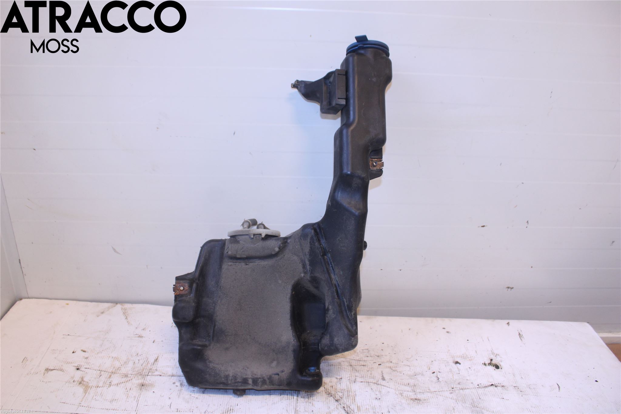 Mercedes-Benz MB E-KLASS (W212) 09-16 Spylerbeholder Frontrute-Lykte