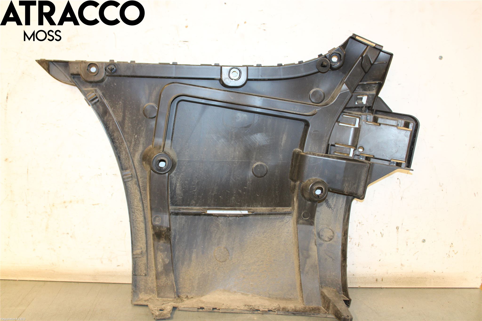 BMW 5 G30/G31/F90 17-23 Støtfanger Bak Hjørne Høyre