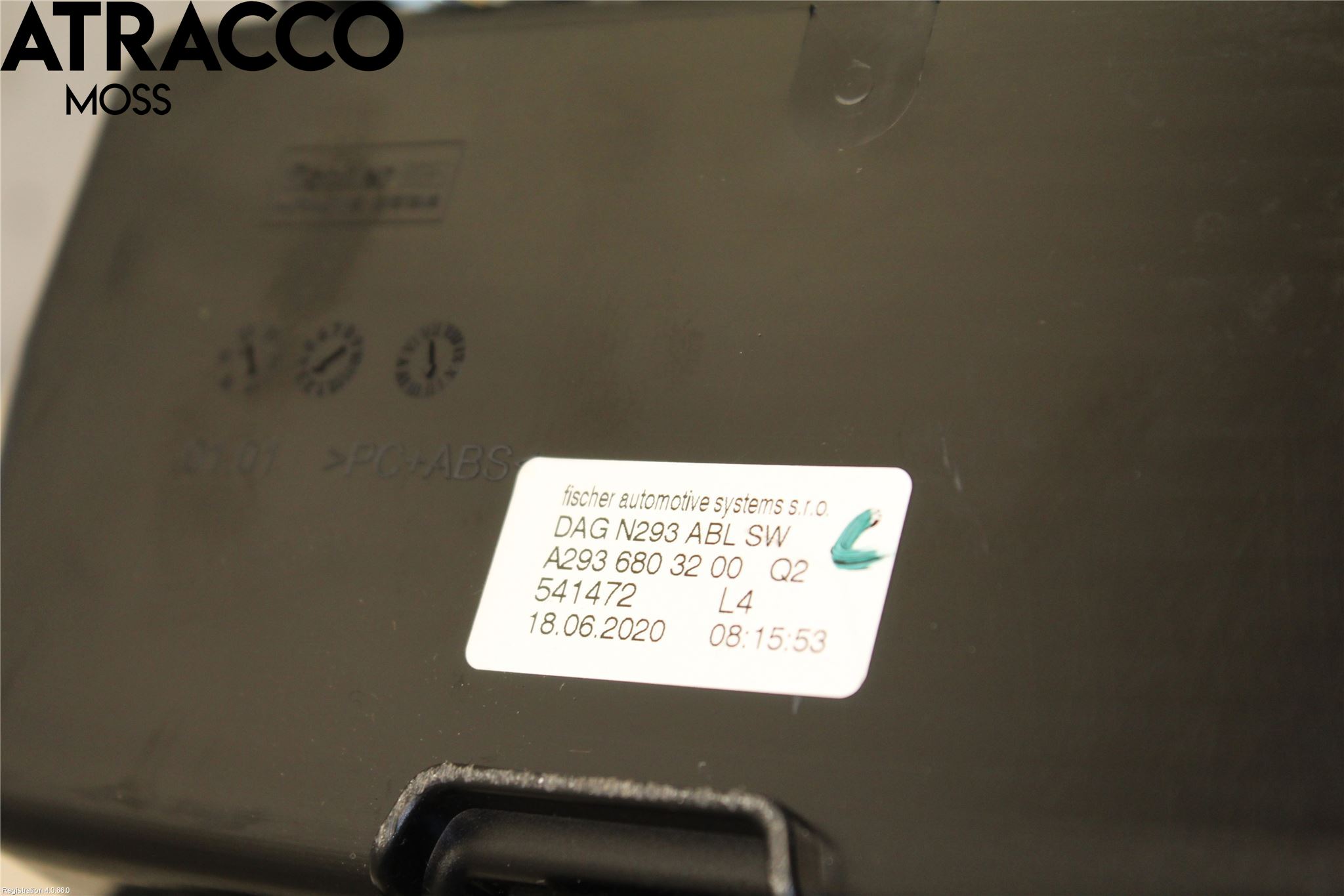 Mercedes-Benz MB EQC (N293) 20- Innr Koppholder