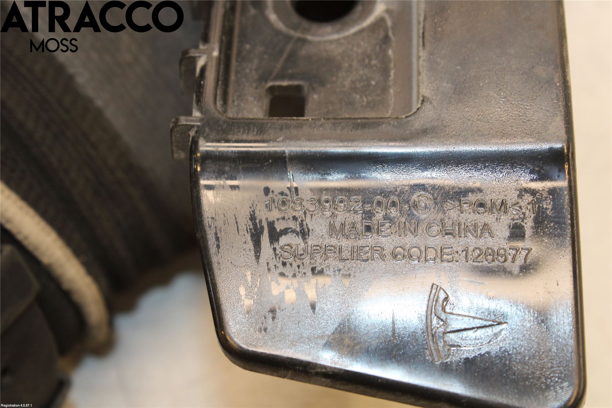 Tesla MODEL 3 17- Støtfangerfeste Bak Venstre