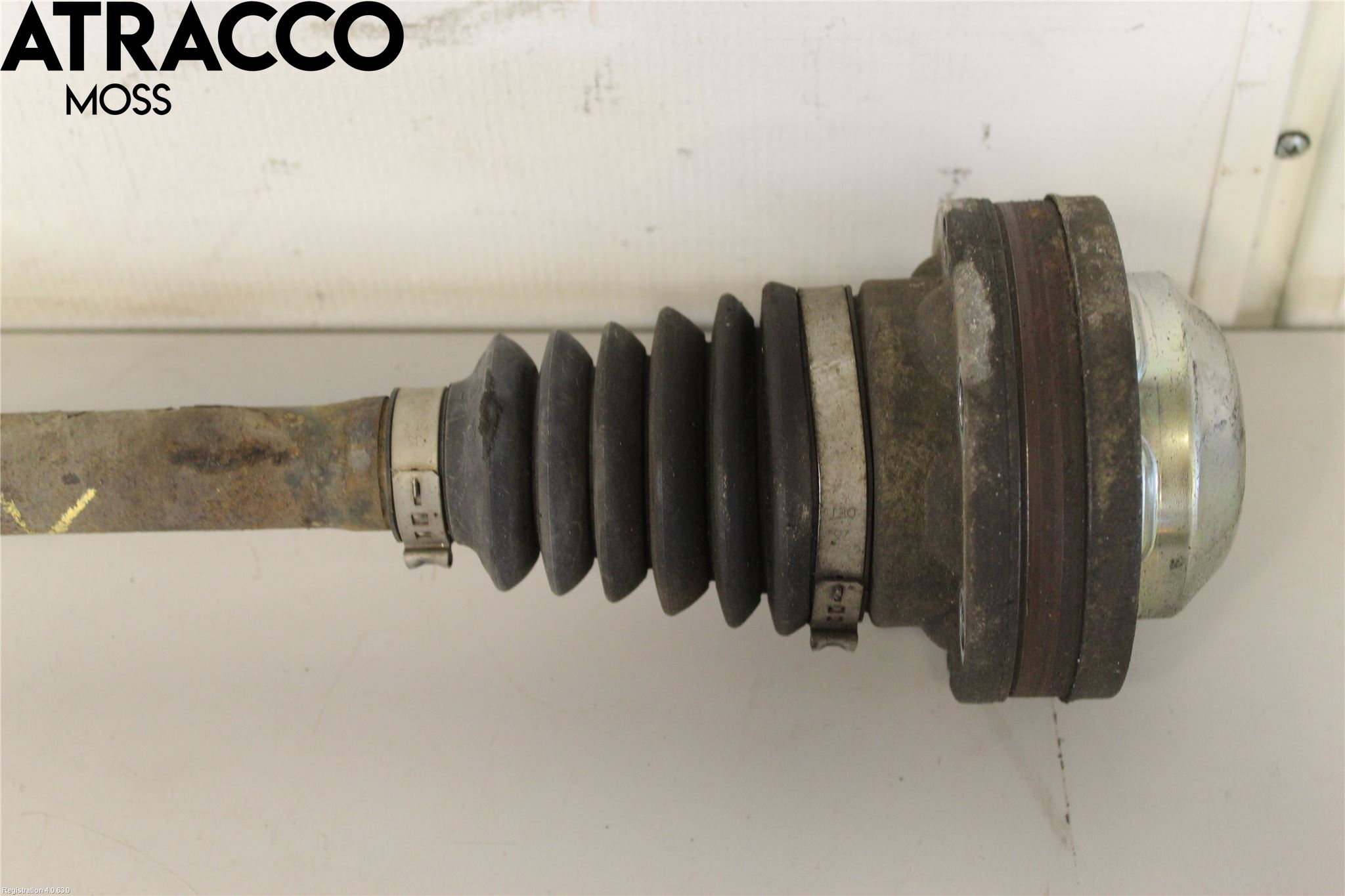 Volkswagen VW GOLF VI 09-13 Drivaksel Foran Kompl Venstre