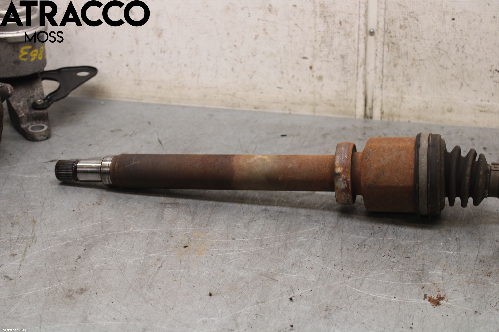 Volvo V60 11-13 Drivaksel Foran Kompl Høyre