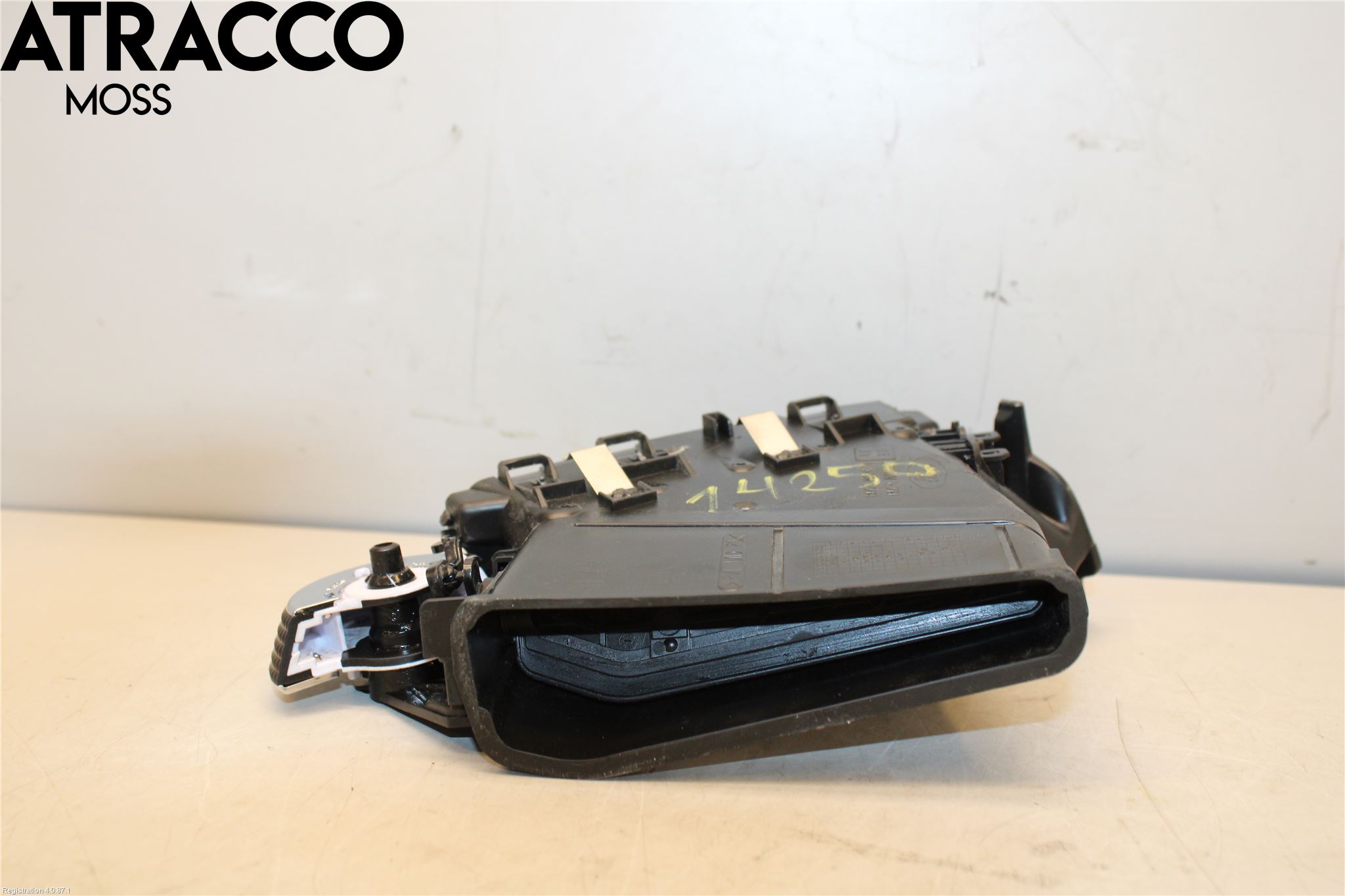 Ford FOCUS 11-14 Dashbord Kanal - Dyse