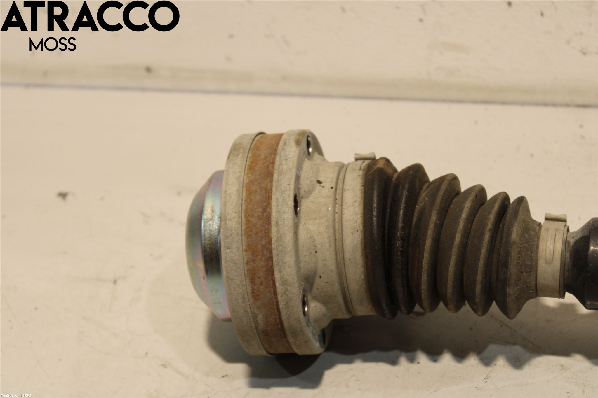 Volkswagen VW CADDY 11-15 Drivaksel Foran Kompl Høyre