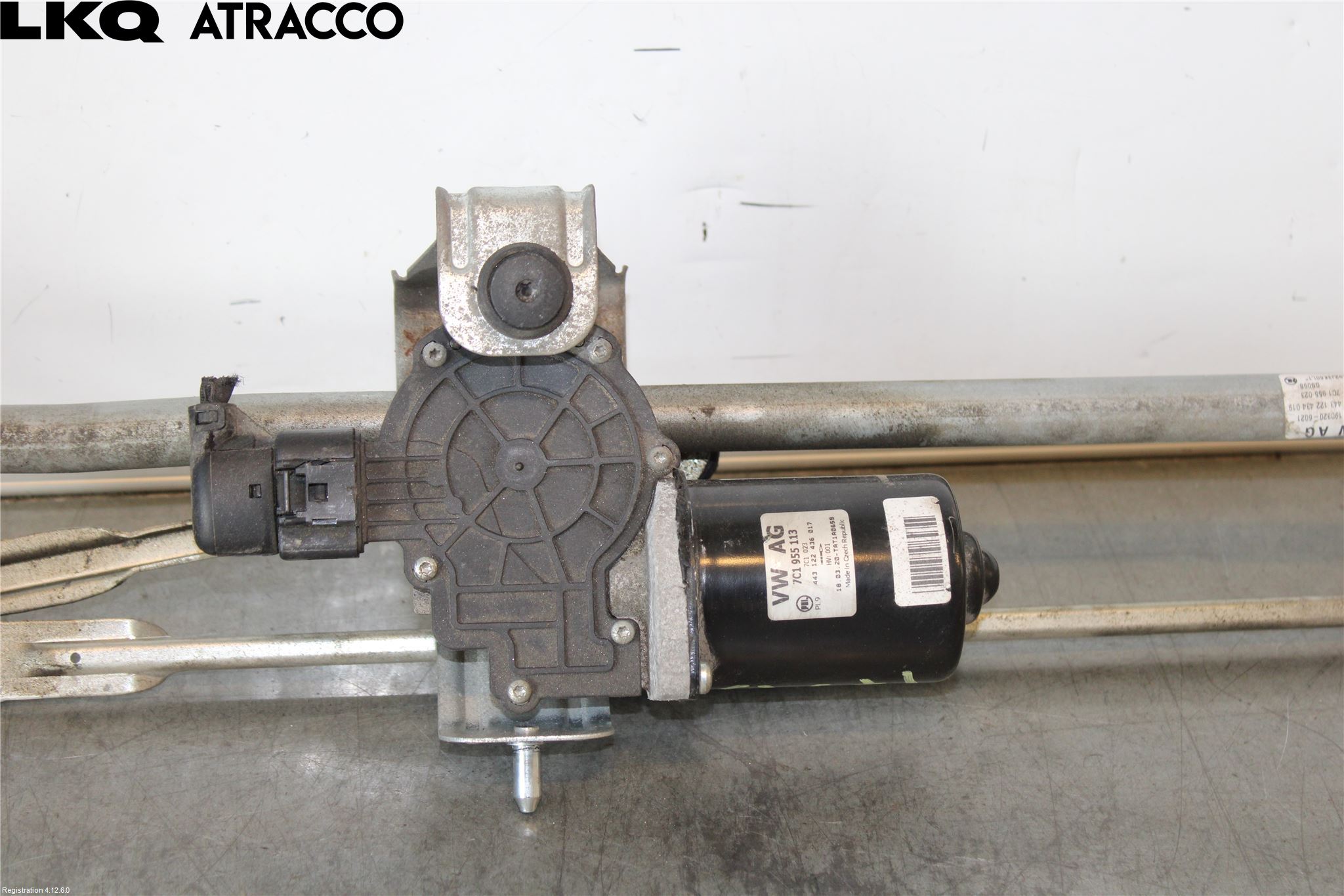 Volkswagen VW CRAFTER II / E-CRAFTER 17- Viskermotor Frontrute