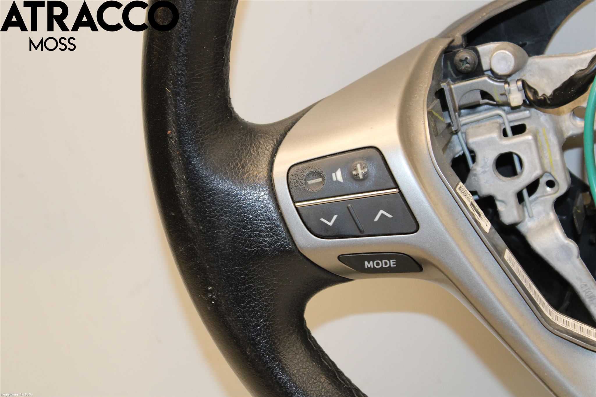 Toyota AVENSIS 09-15 Ratt