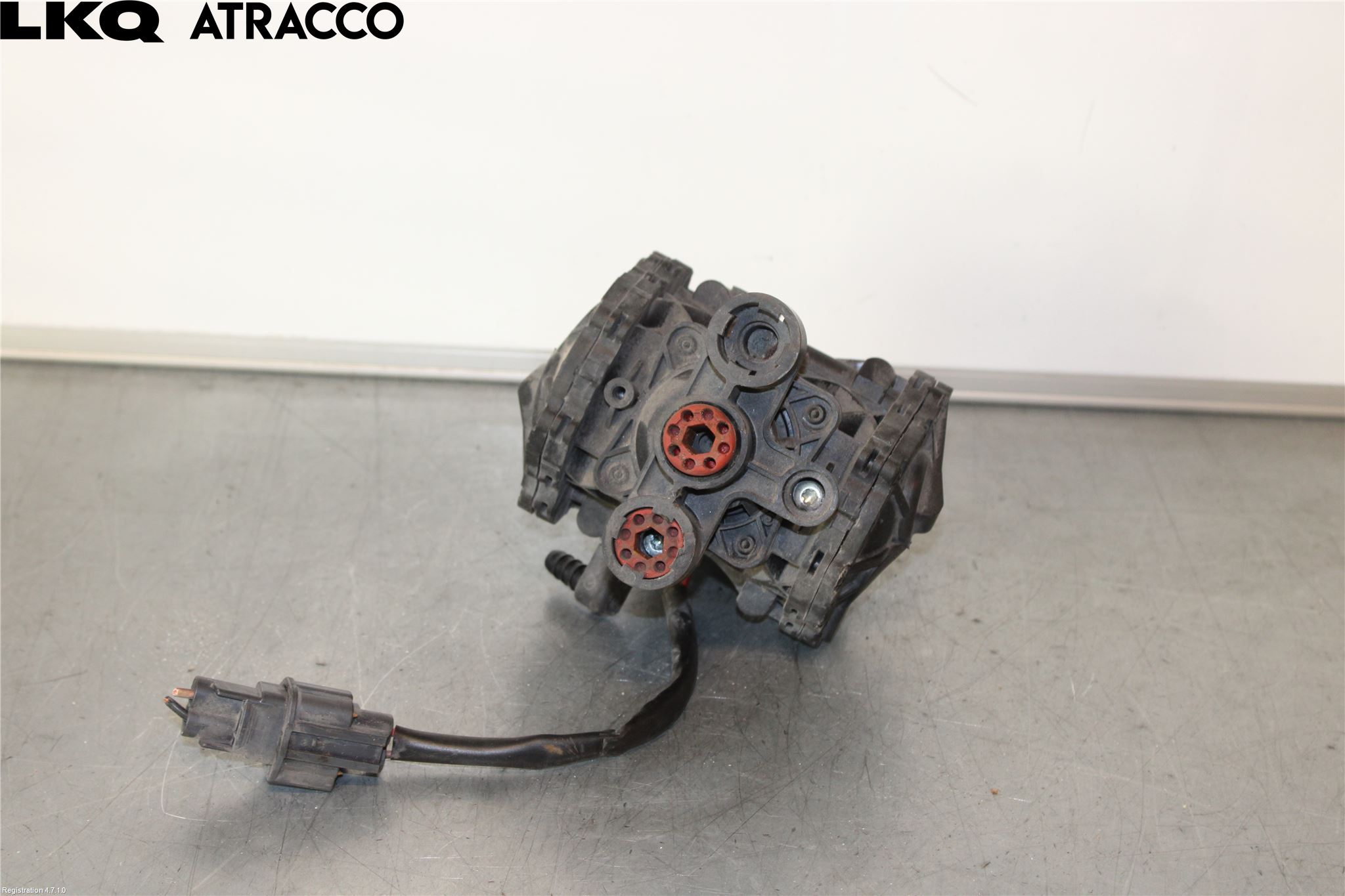 Tesla MODEL S 13- Vacuumpumpe