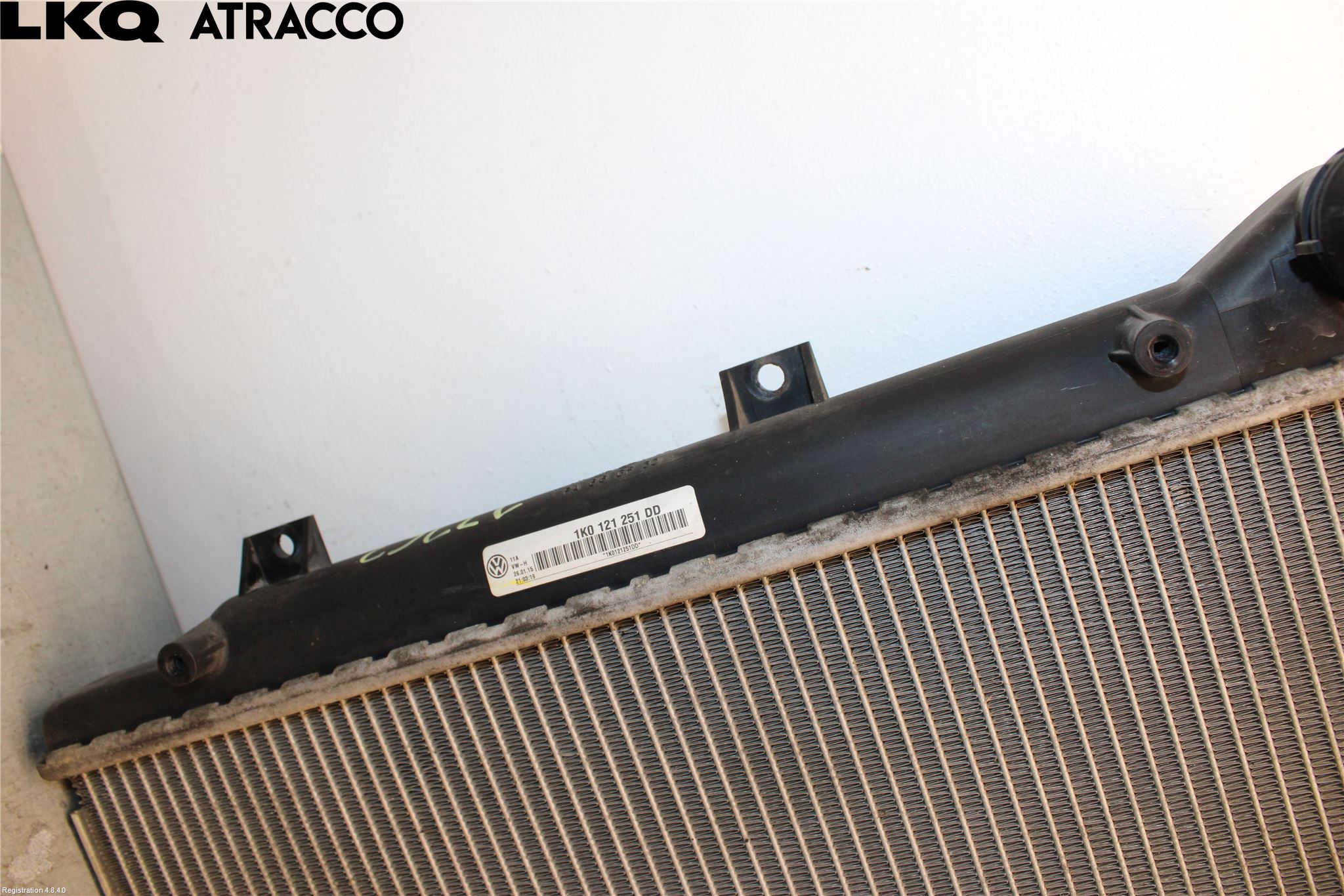 Volkswagen VW CADDY 11-15 Radiator Automat