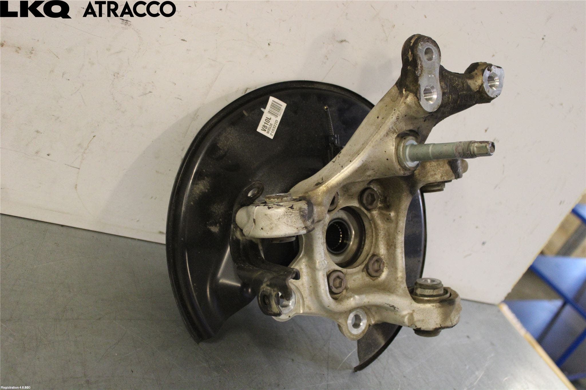 Toyota RAV4 19- Spindel Vb