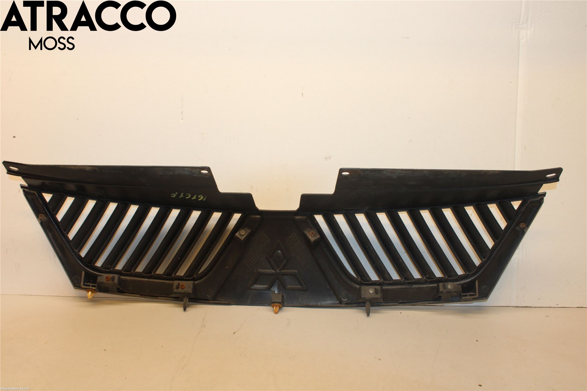 Mitsubishi OUTLANDER 07-12 Grill Komplett