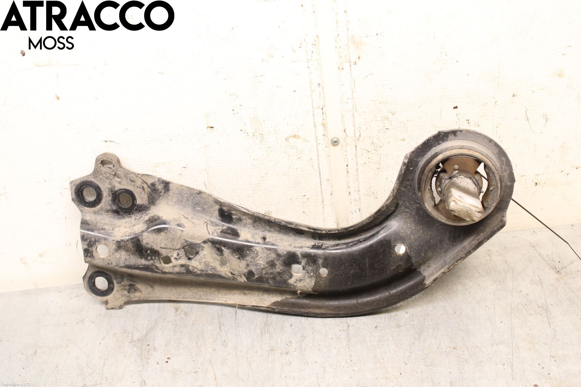 Toyota RAV4 19- Bærearm Bak Venstre