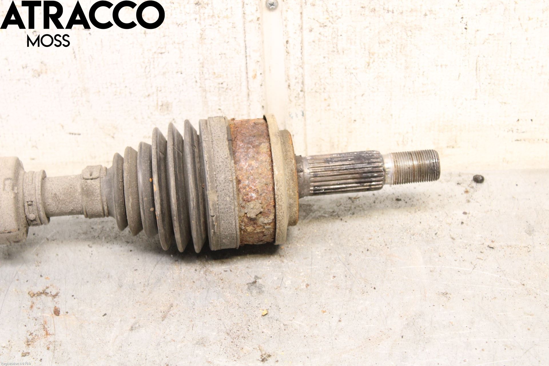 Toyota AURIS 13-19 Drivaksel Foran Kompl Venstre