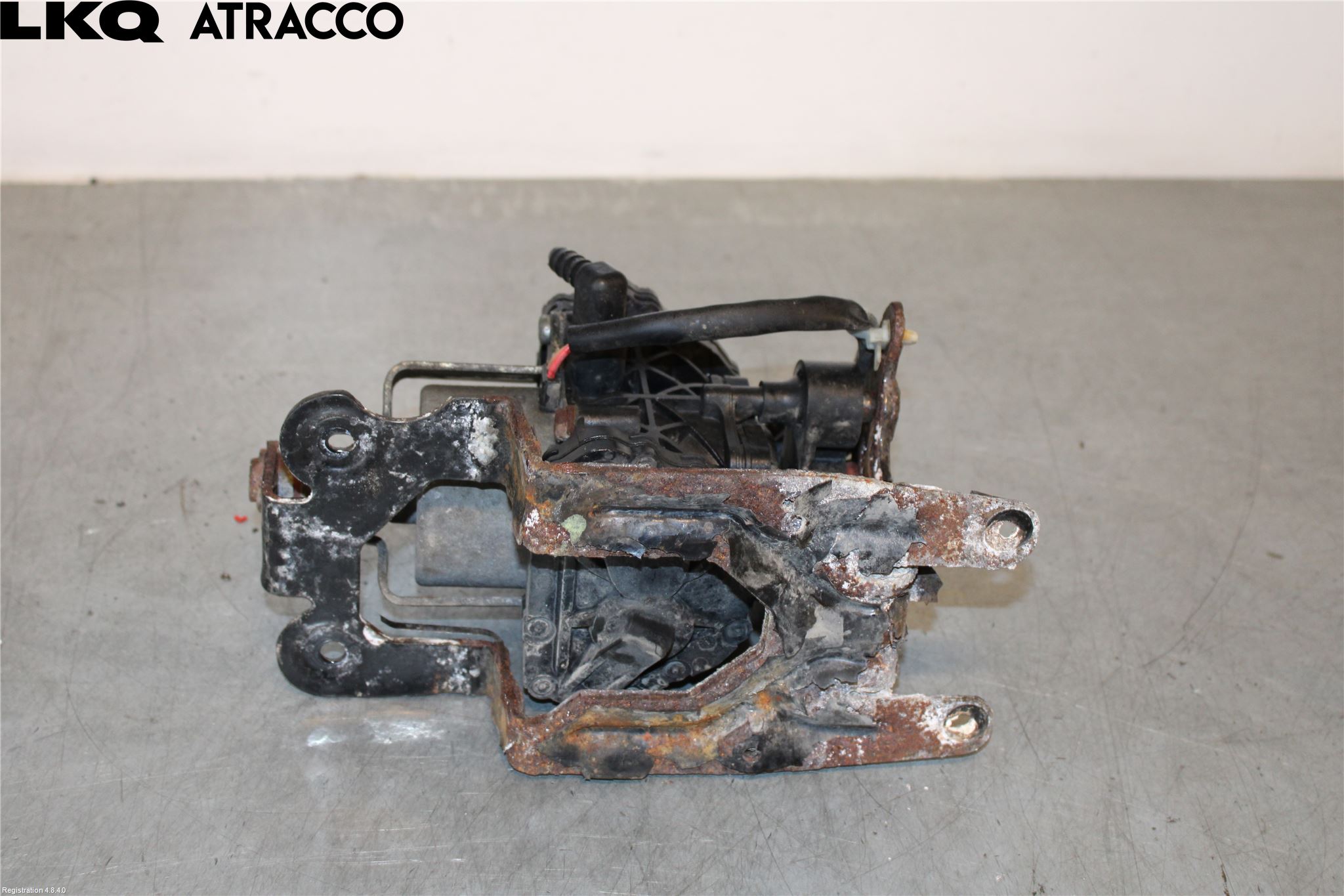 Tesla MODEL S 13- Vacuumpumpe