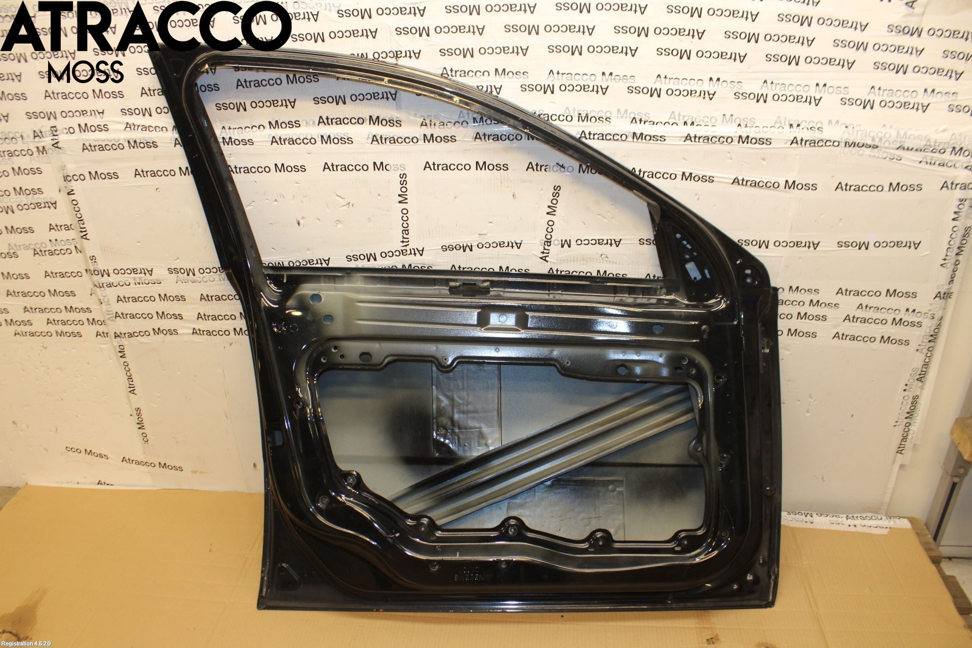 Volvo XC70 14-16 Dør 4D Foran Venstre