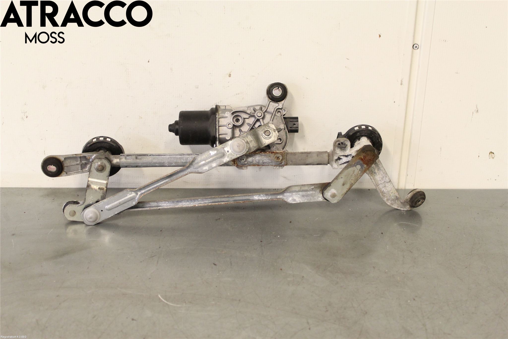 Nissan LEAF 11-17 Viskermotor Frontrute