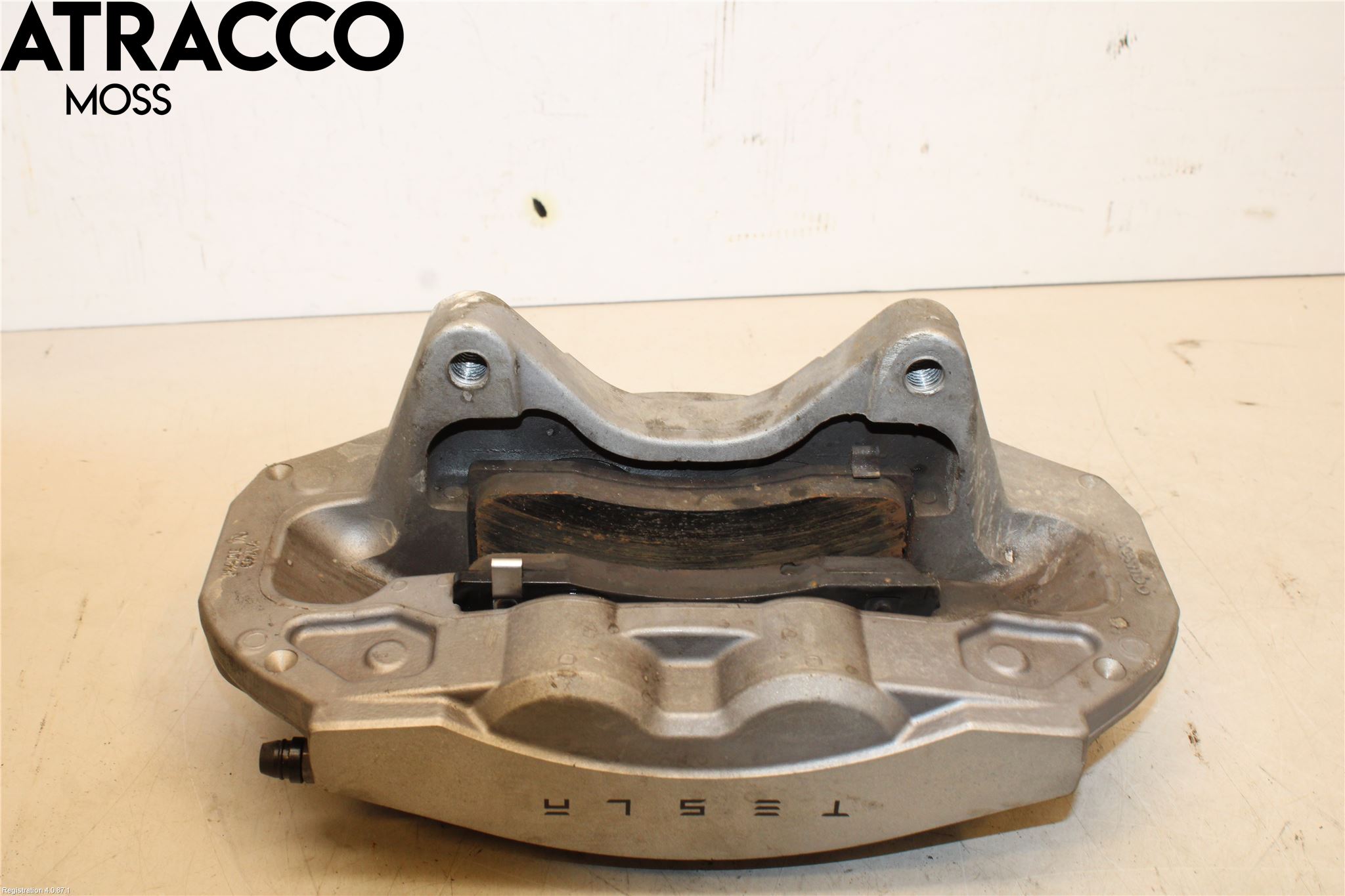 Tesla MODEL 3 17- Bremsecaliper Foran Høyre