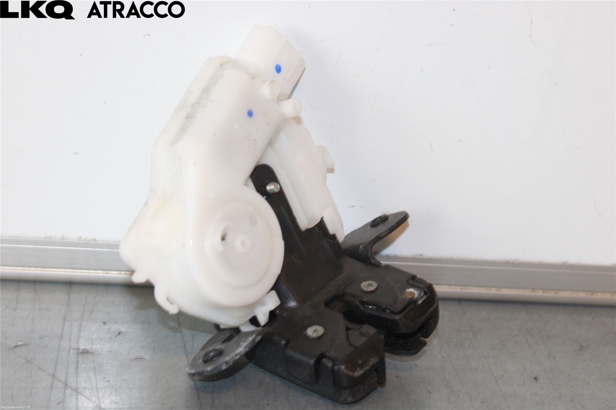 Toyota YARIS XP130 15-20 Bakluke Handtak Ytre