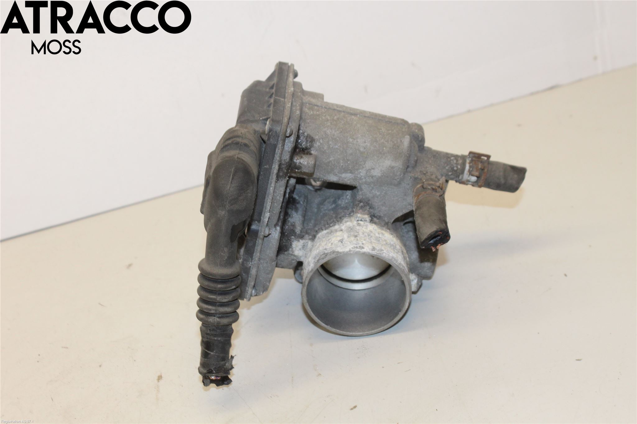 Toyota YARIS XP130 15-20 Inns Spjeldhus